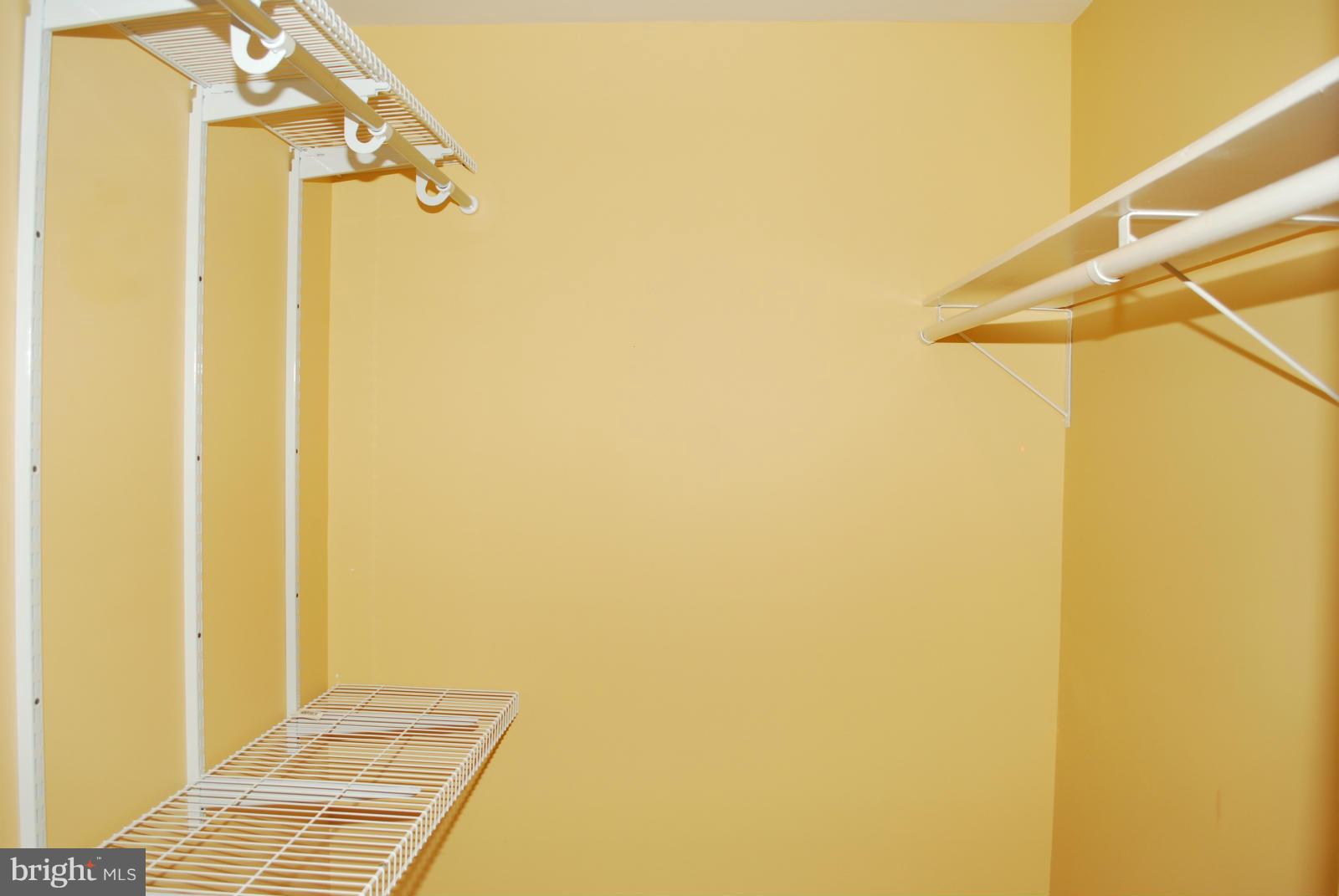 CHANTILLY HIGHLANDS - Residential Lease