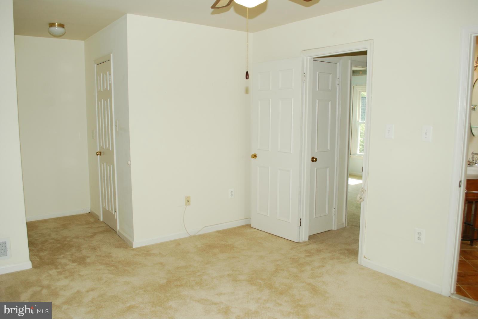 CHANTILLY HIGHLANDS - Residential Lease