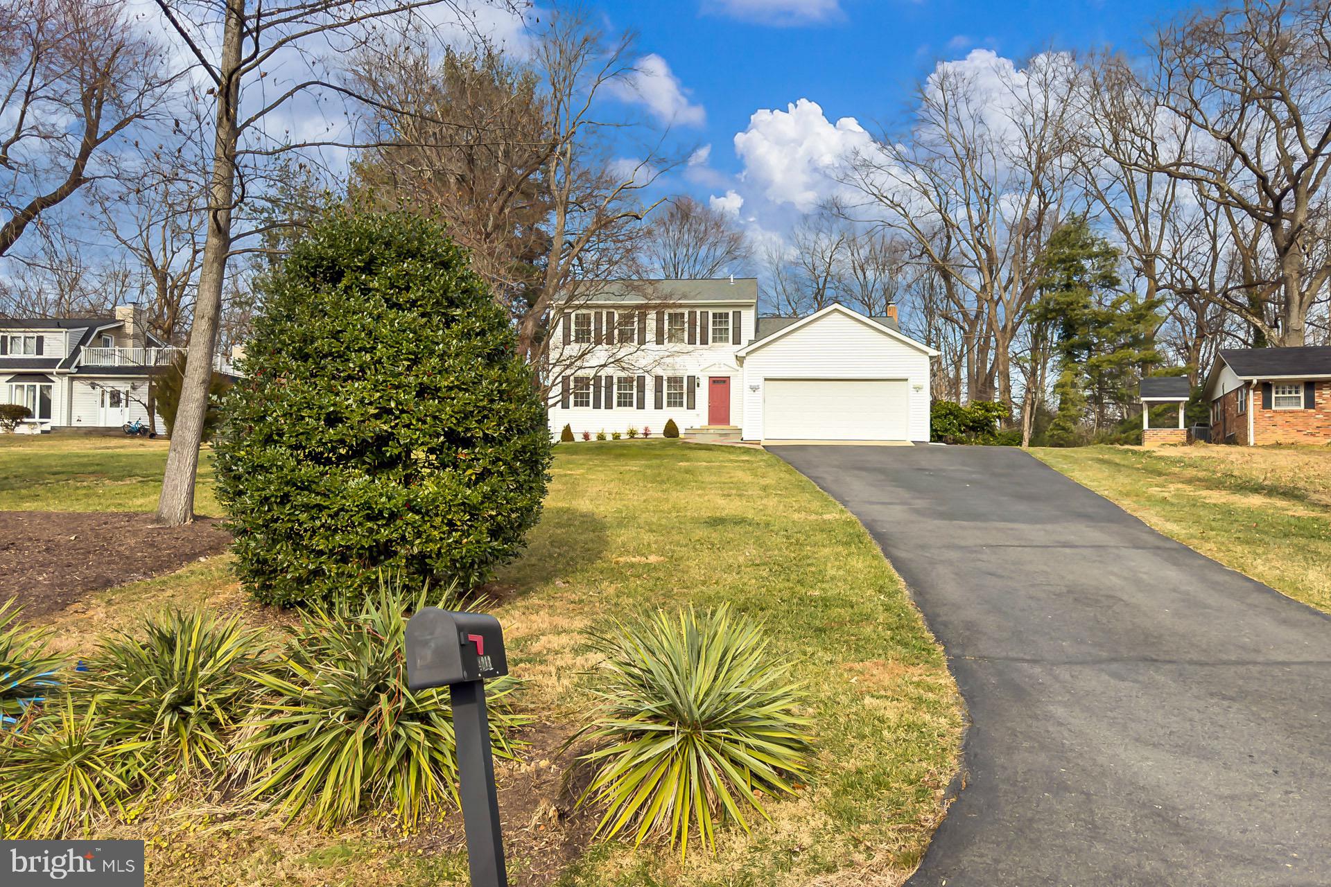 CHESTNUT HILL - Residential