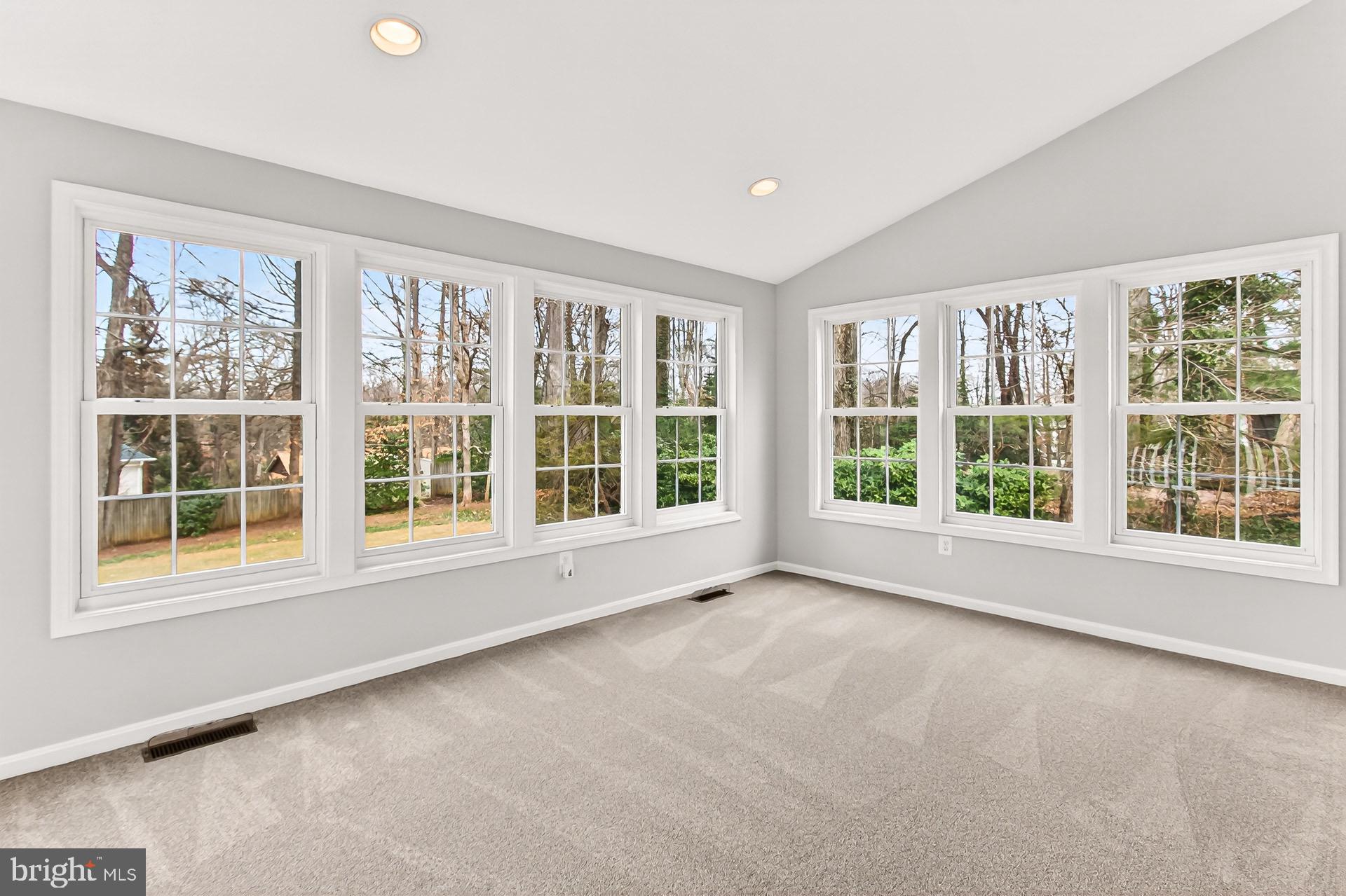 CHESTNUT HILL - Residential