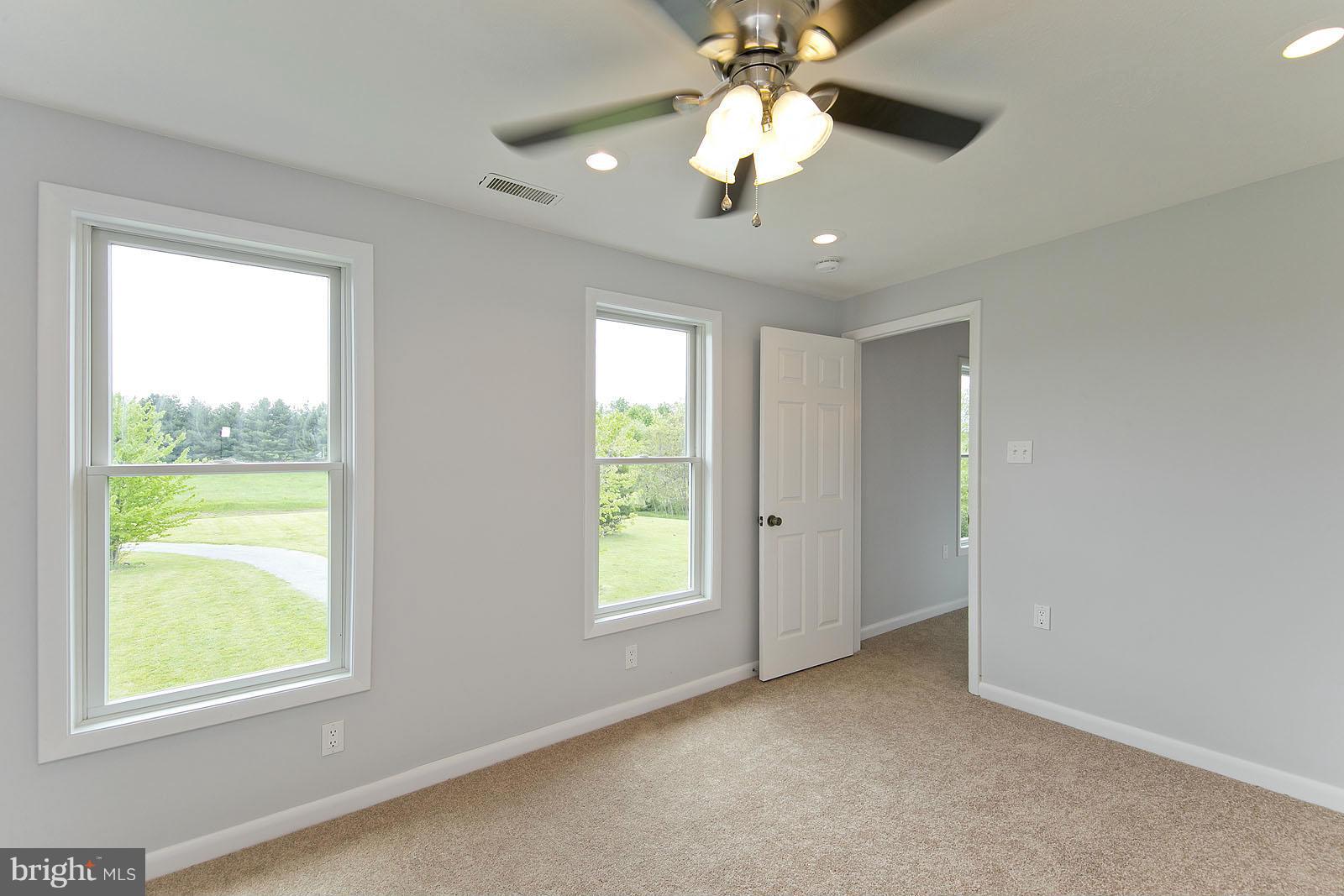 HIGHVIEW ESTATES - Residential