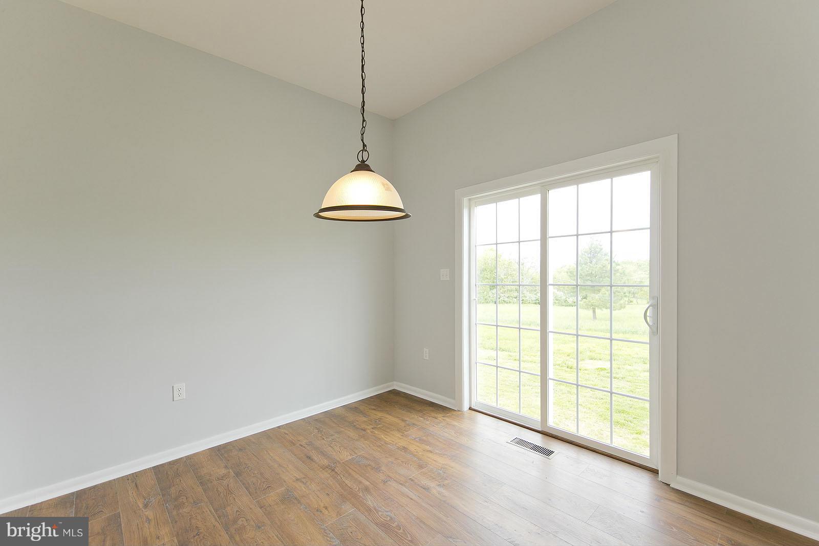 HIGHVIEW ESTATES - Residential