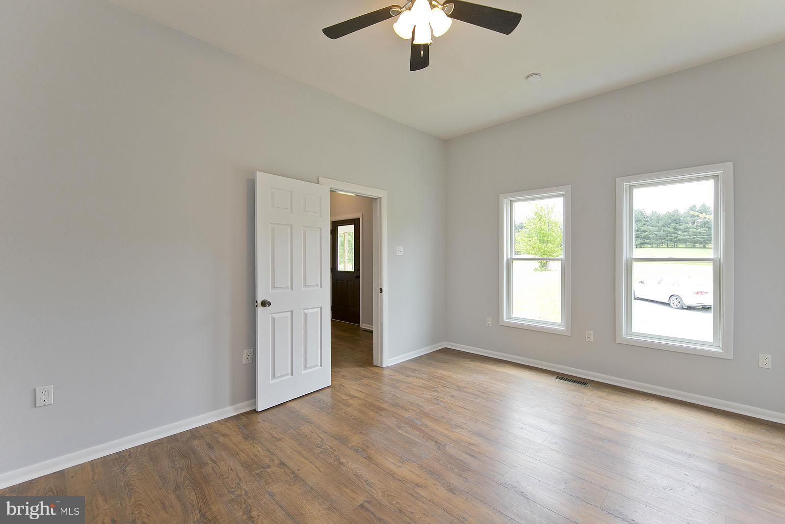 HIGHVIEW ESTATES - Residential