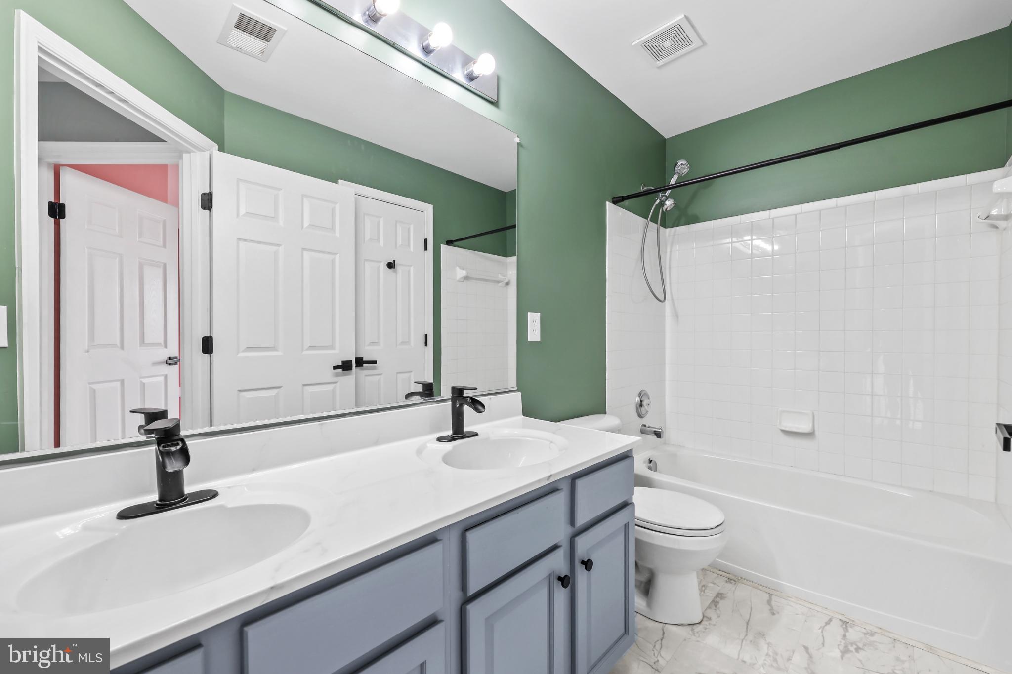 ASHLAND - Residential