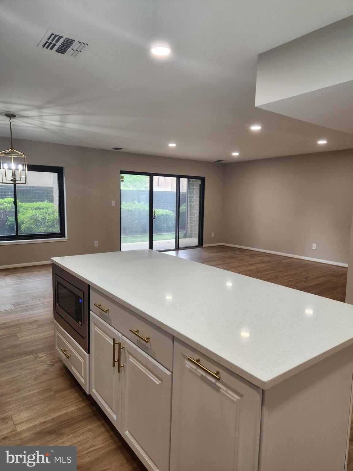 ANNEN WOODS - Residential