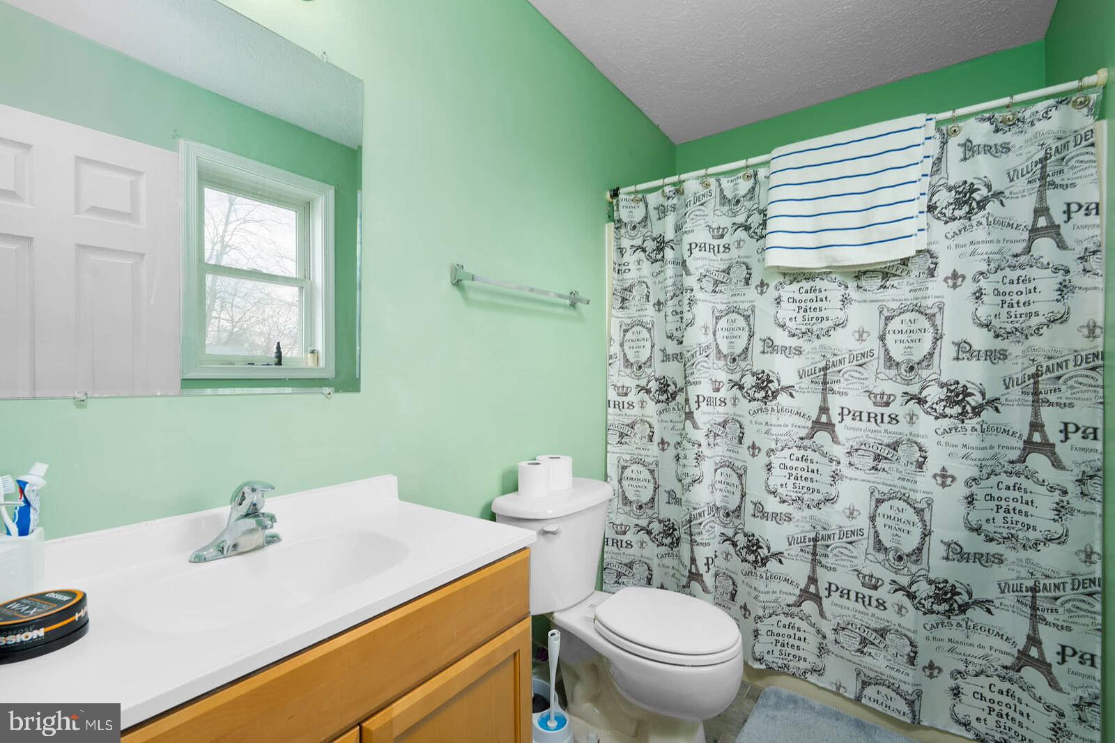 THE MEADOWS AT STRASBURG - Residential