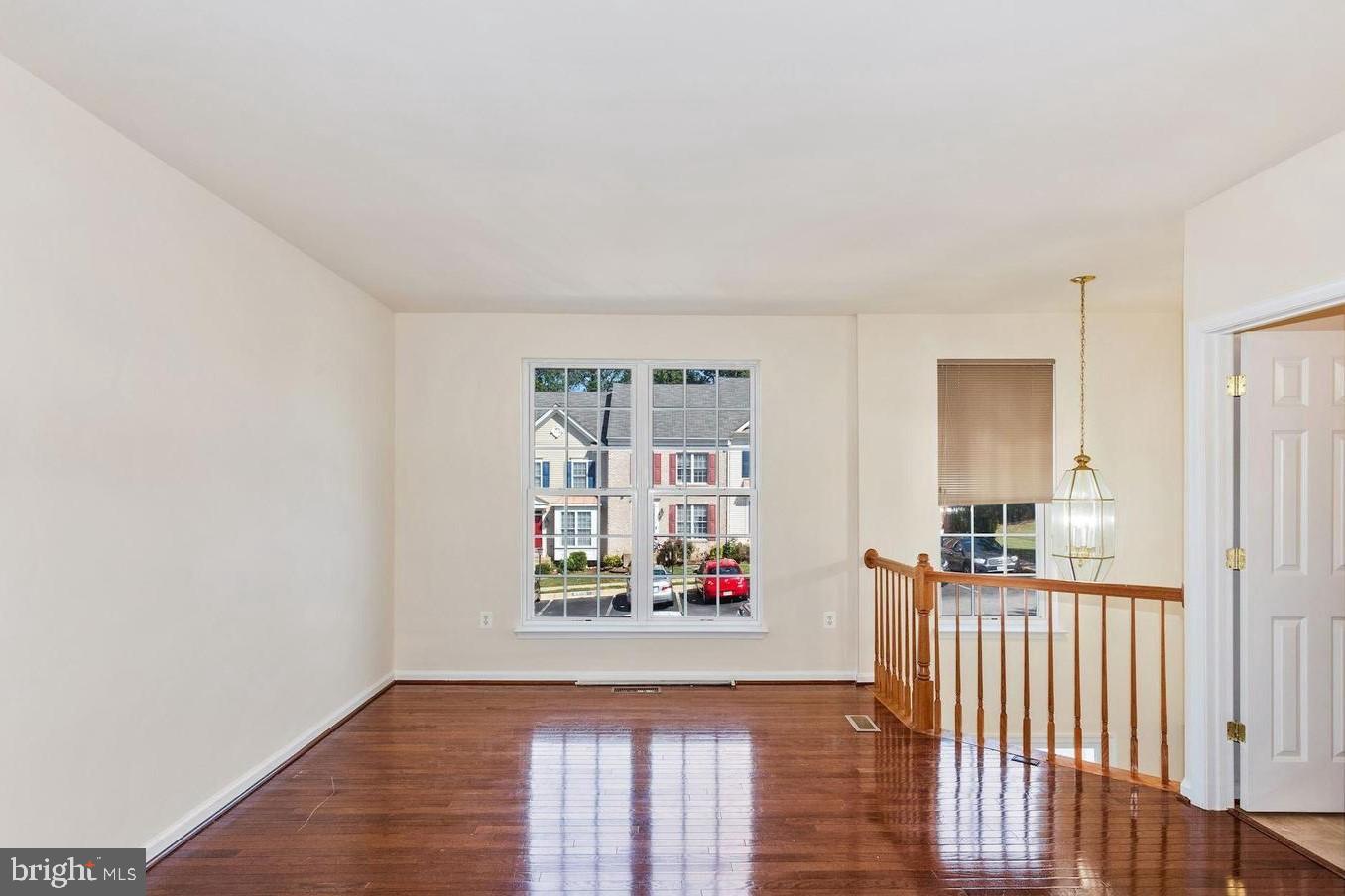 AZALEA WOODS - Residential