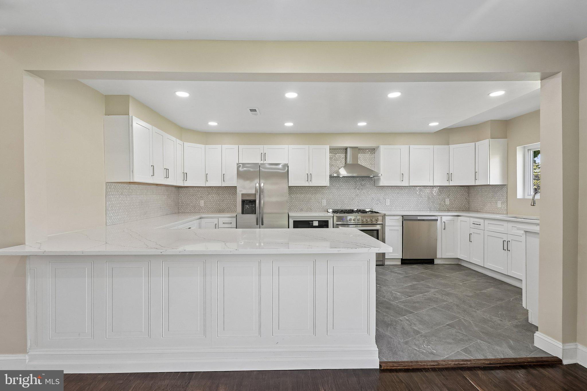WYNNEWOOD - Residential