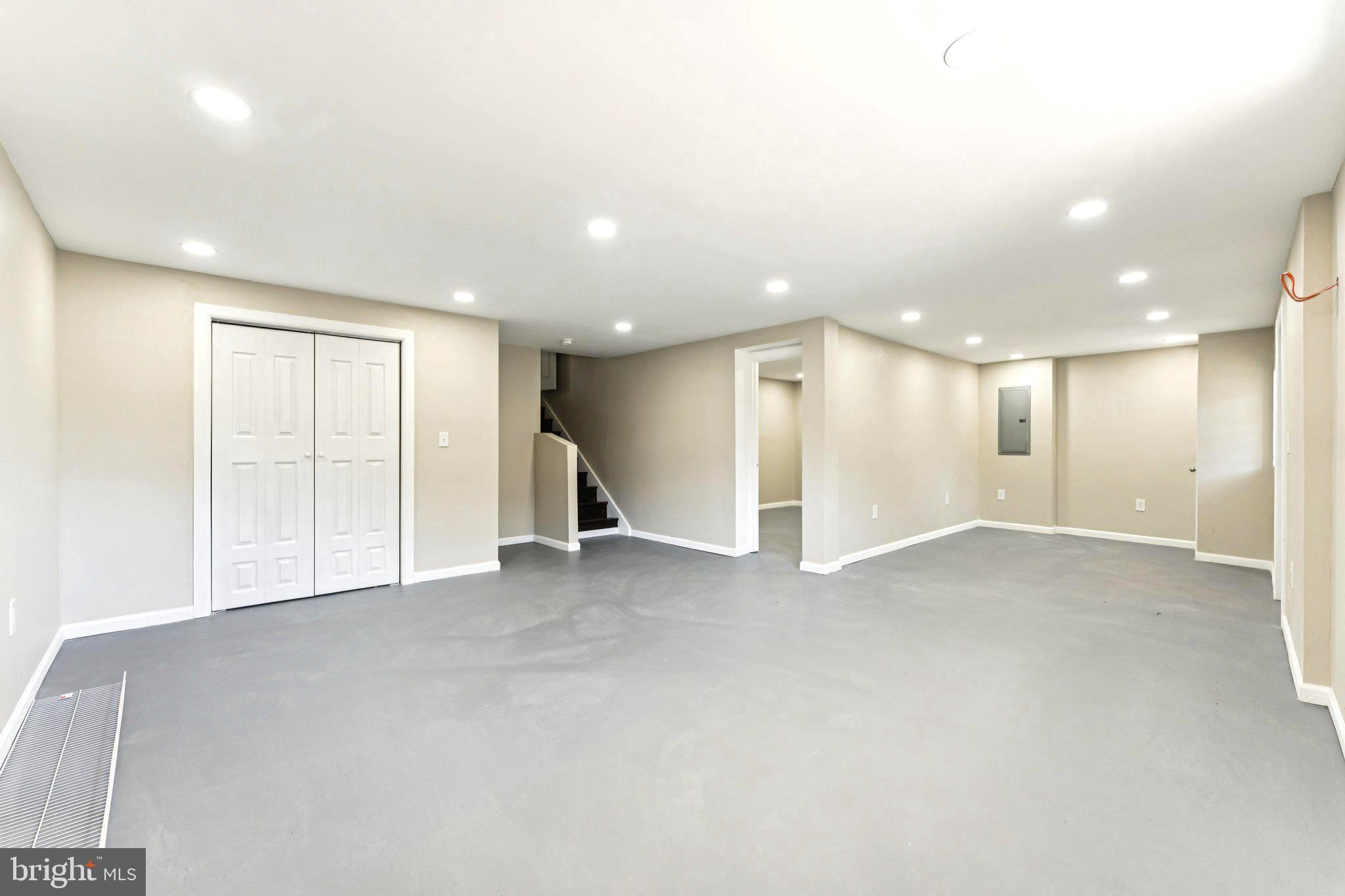 WYNNEWOOD - Residential