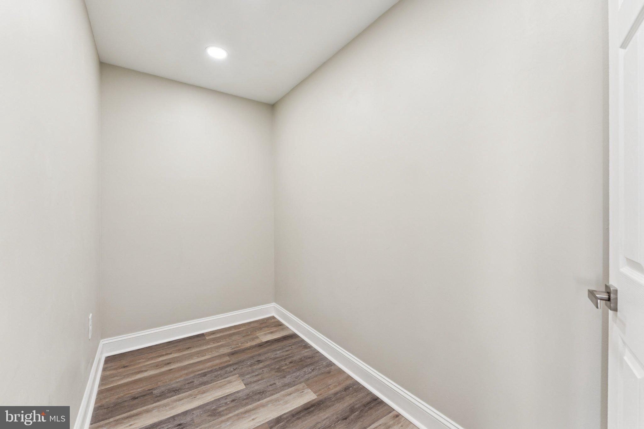 WYNNEWOOD - Residential