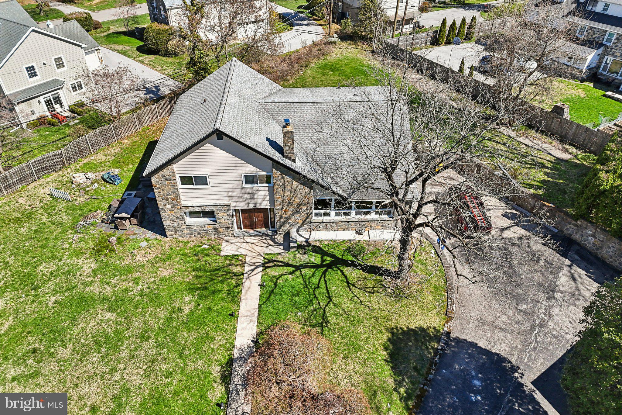 WYNNEWOOD - Residential