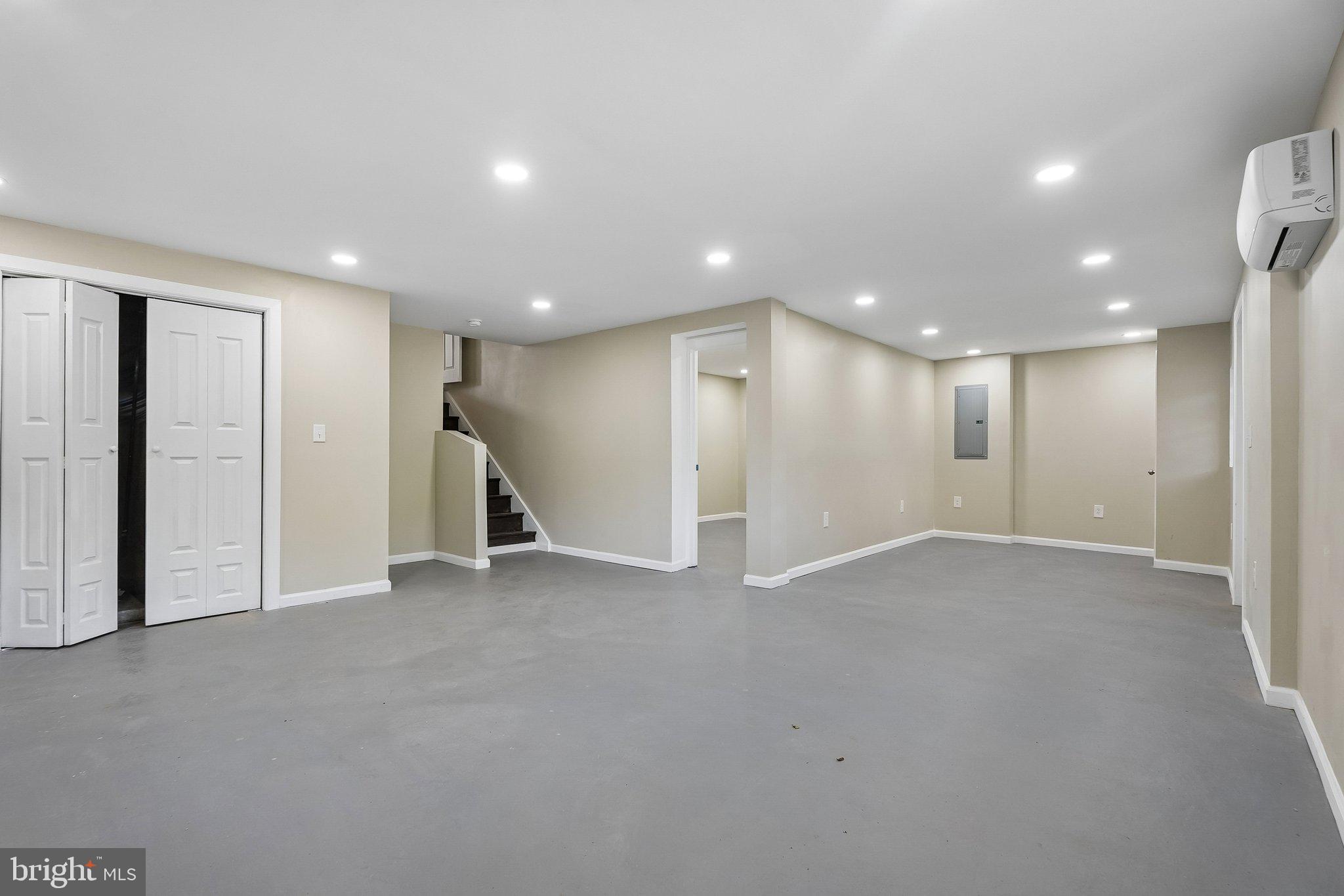 WYNNEWOOD - Residential