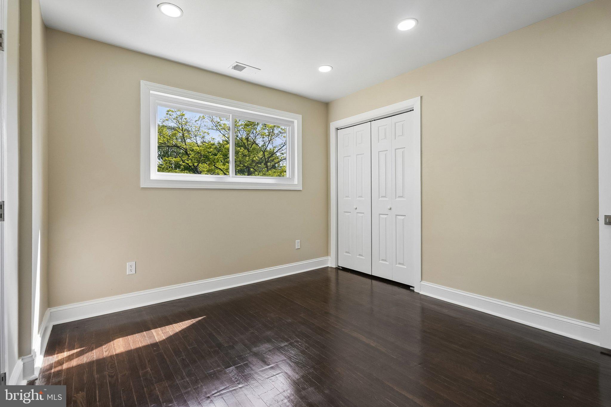 WYNNEWOOD - Residential
