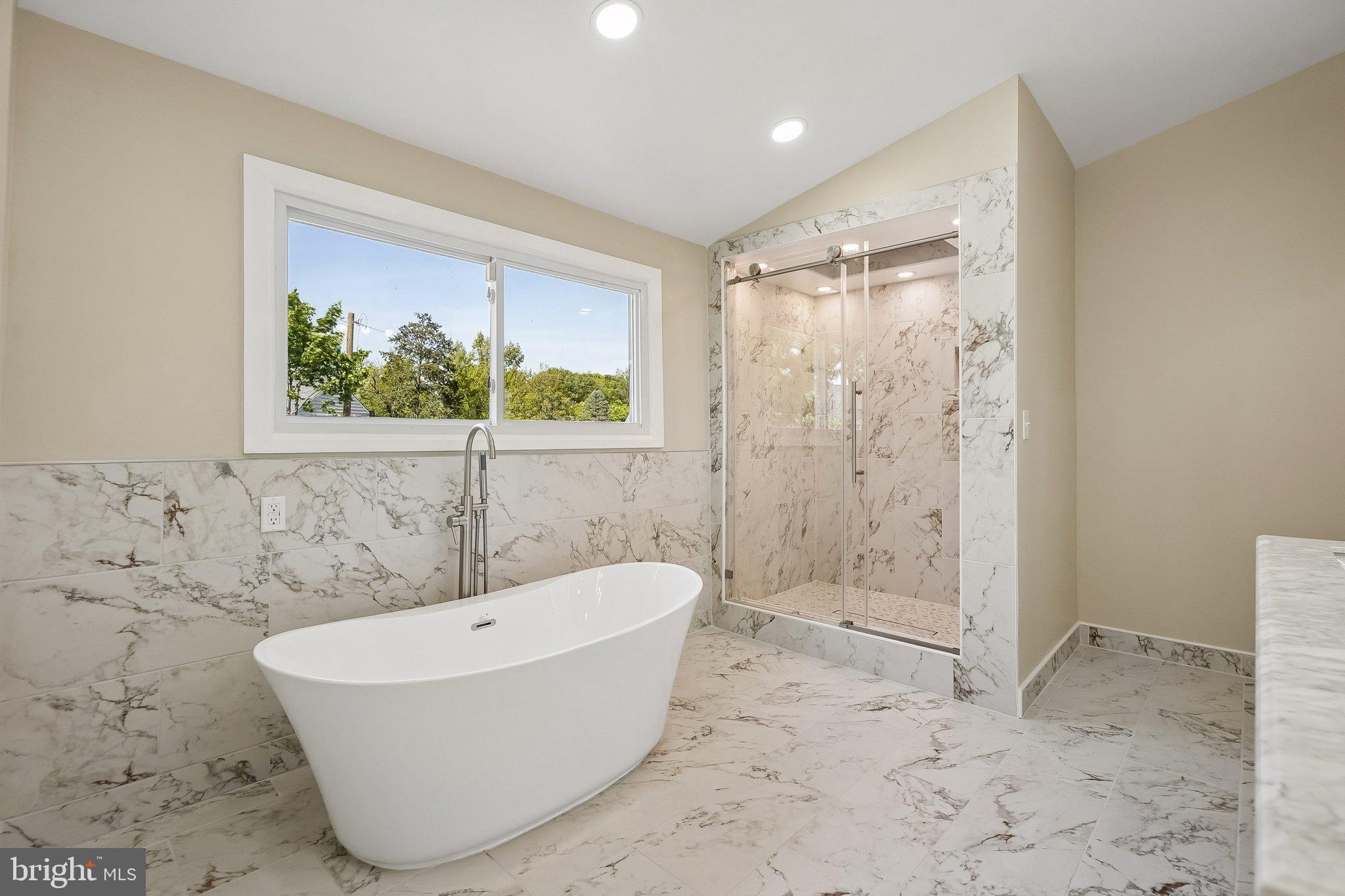 WYNNEWOOD - Residential