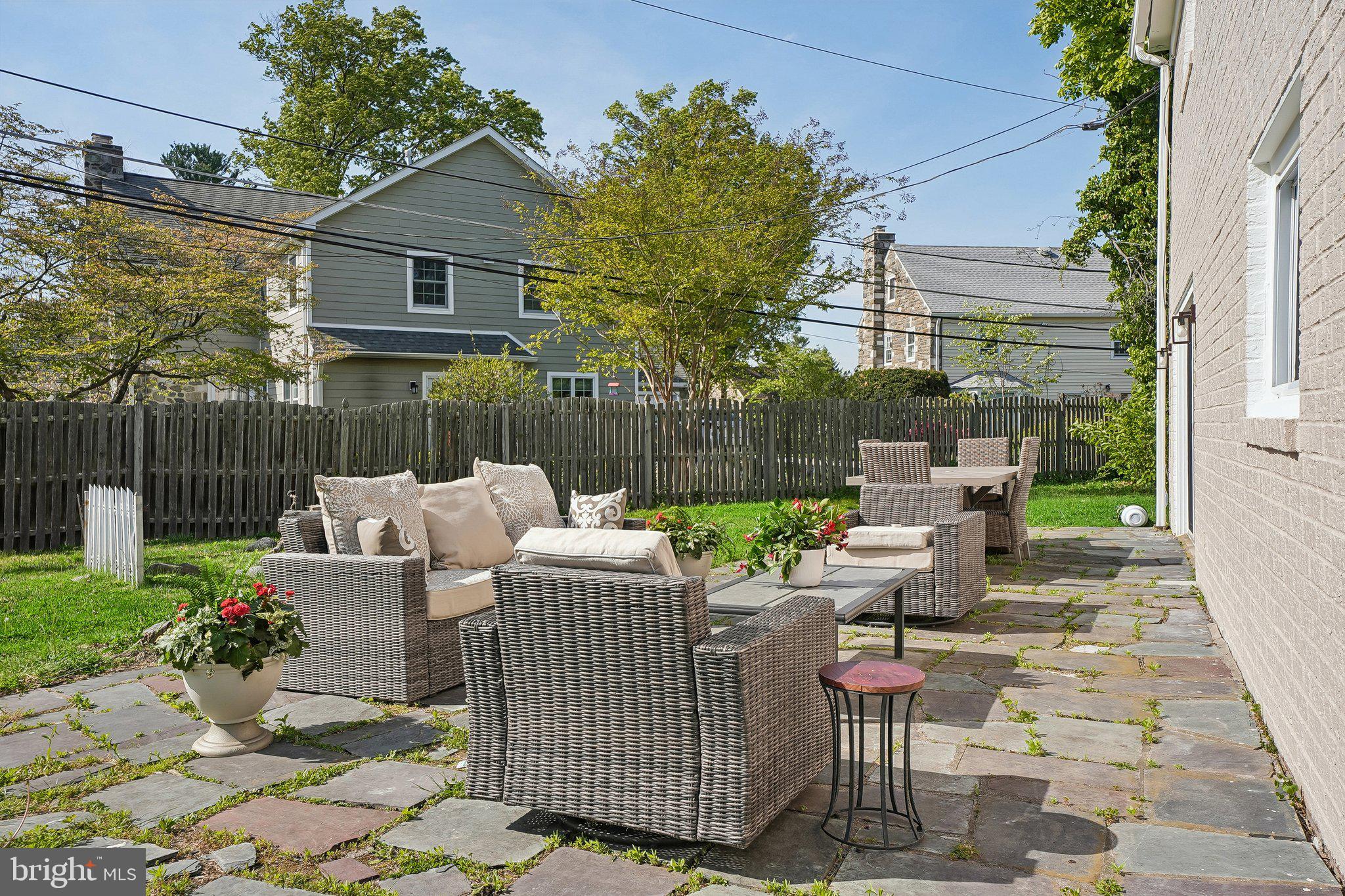WYNNEWOOD - Residential