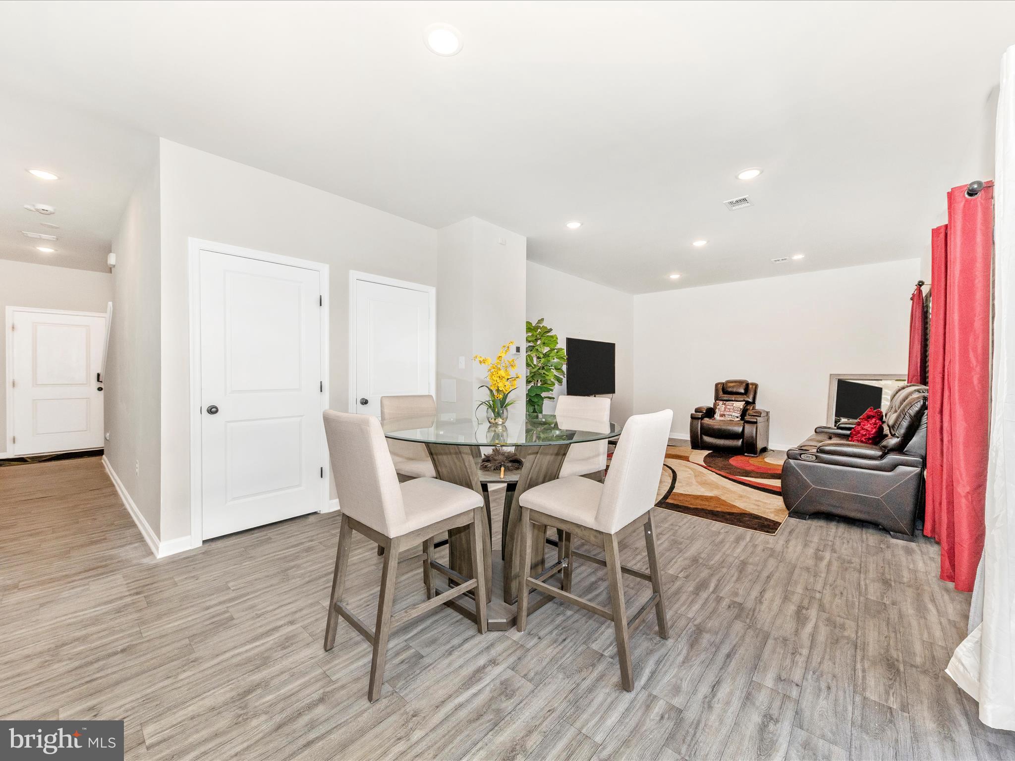 DILLON FARM - Residential