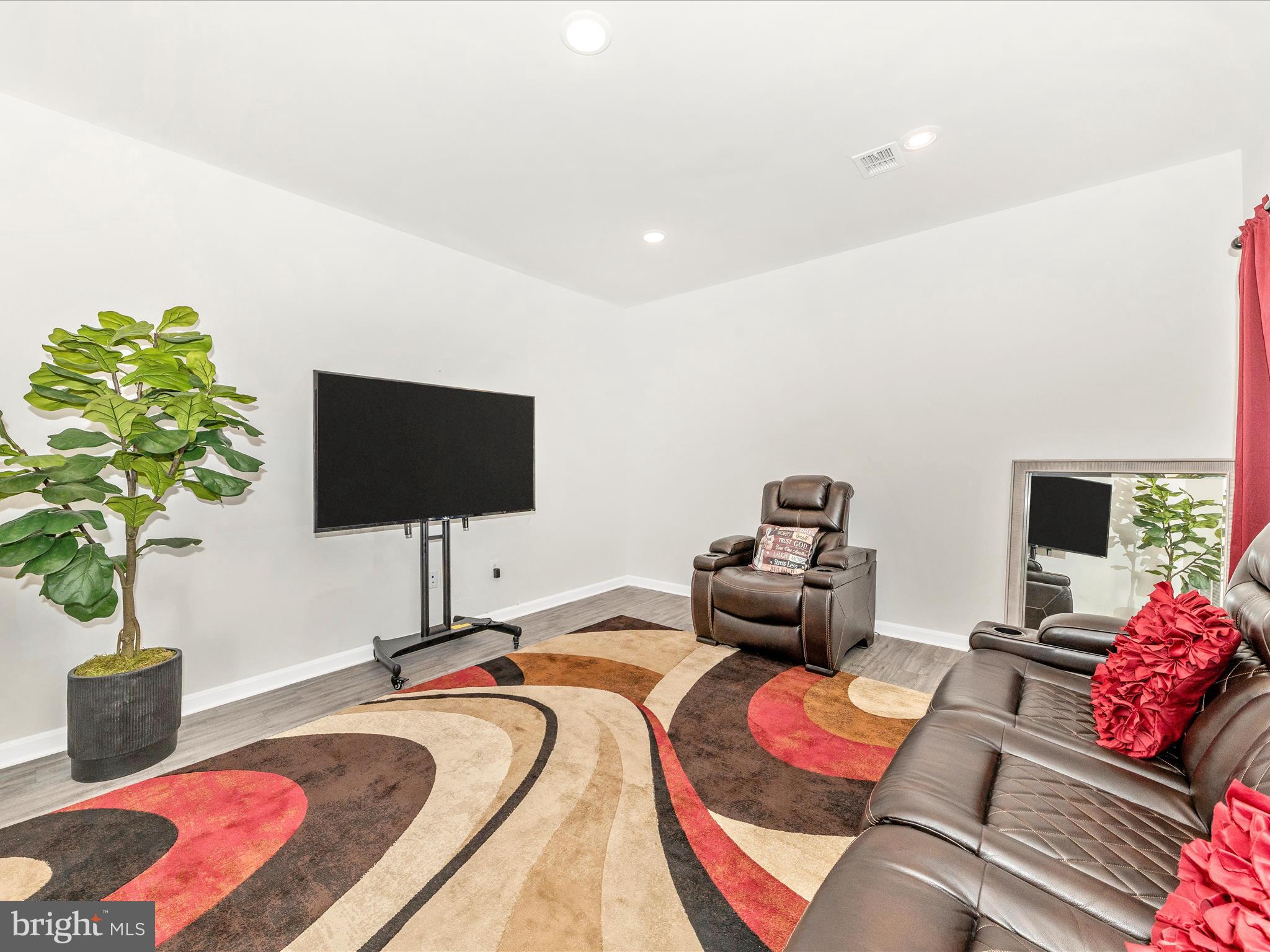 DILLON FARM - Residential