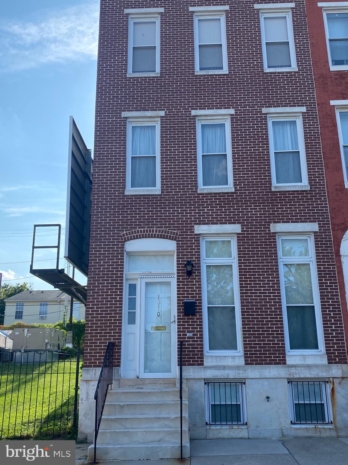 PENN NORTH - Residential