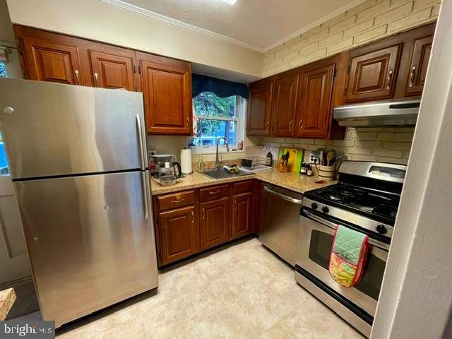 ROSEMONT - Residential Lease