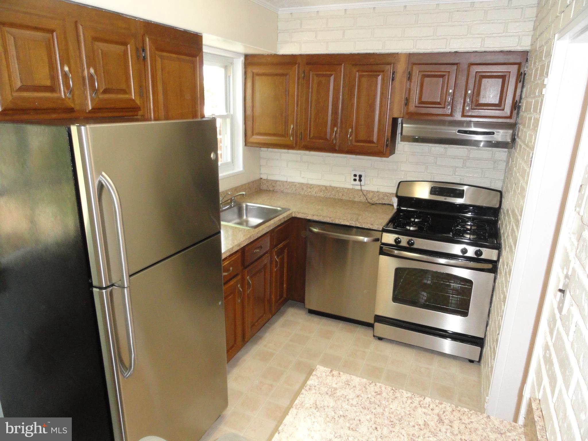 ROSEMONT - Residential Lease