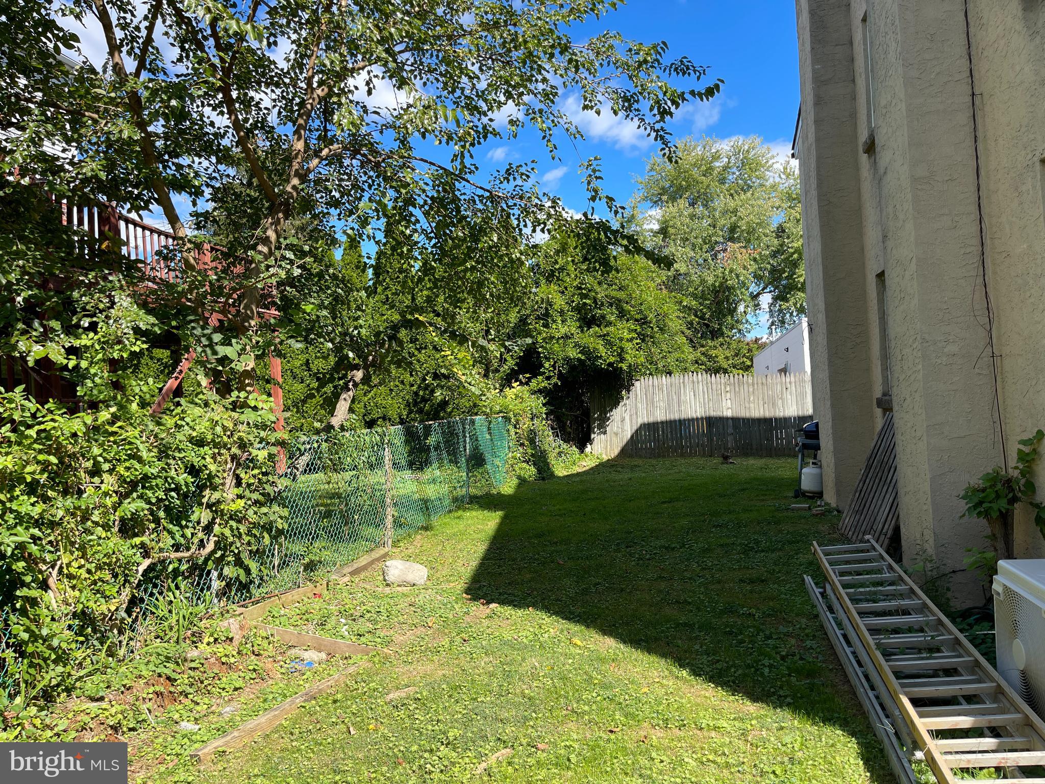 ORELAND - Residential Lease