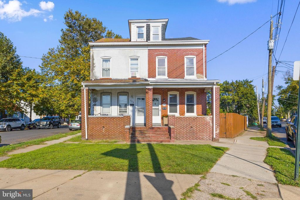 Photo of 724 William Street, TRENTON, NJ 08610 (MLS # NJME2070790)
