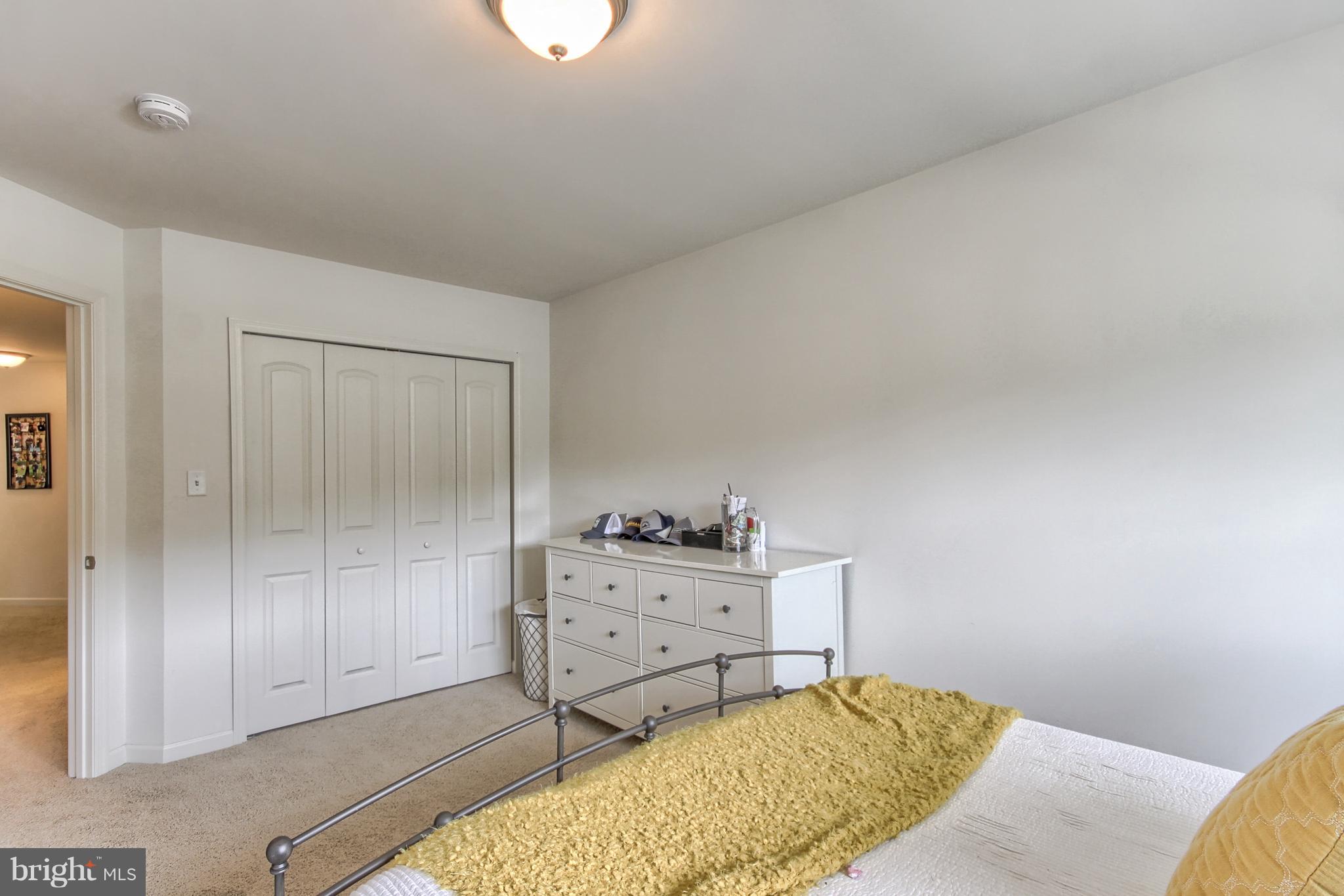 DORSET SQUARE AT WINDING HILLS - Residential