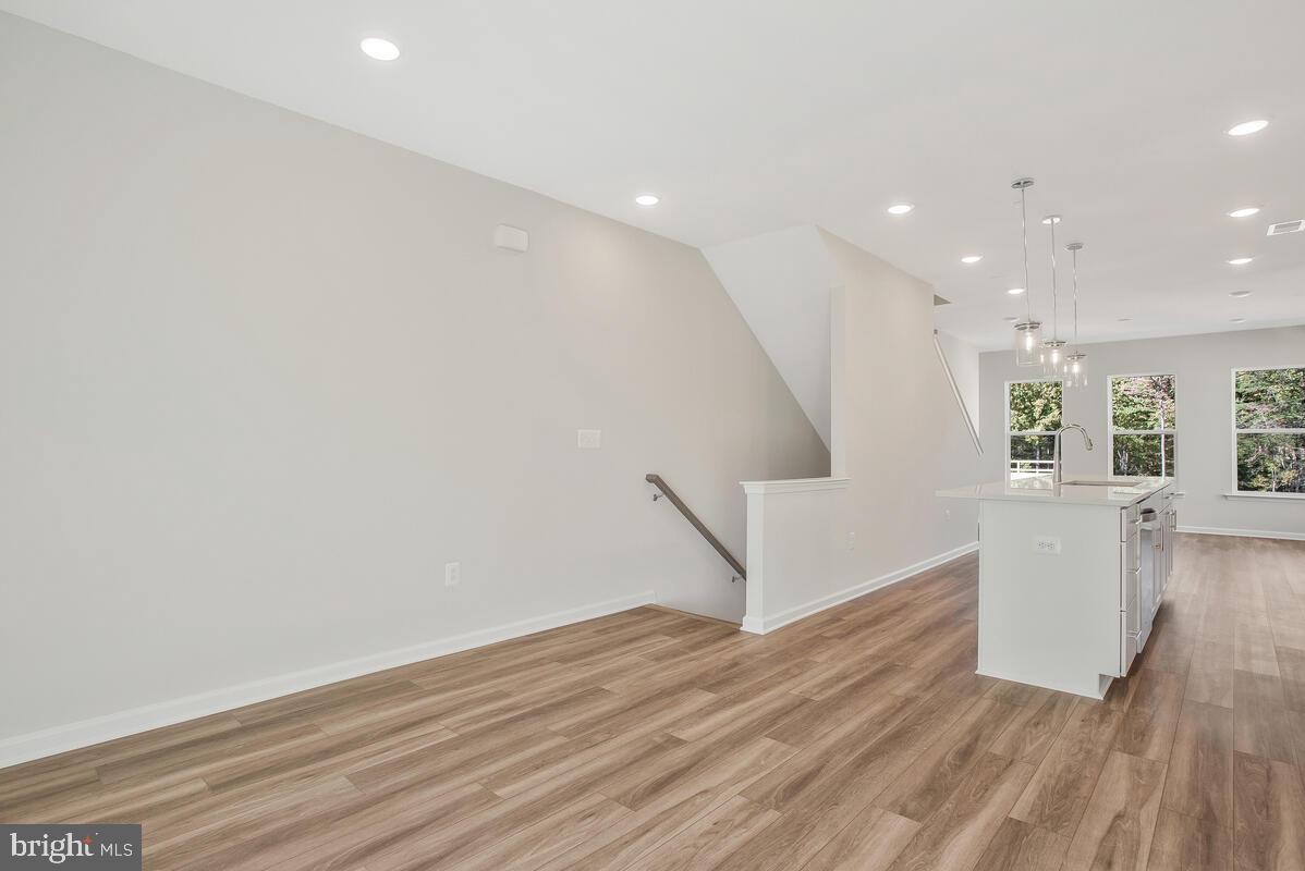 WATERSHED - Residential Lease