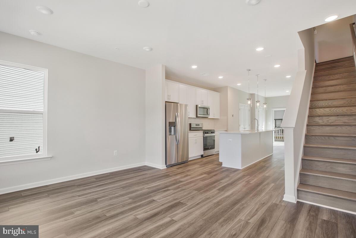 WATERSHED - Residential Lease