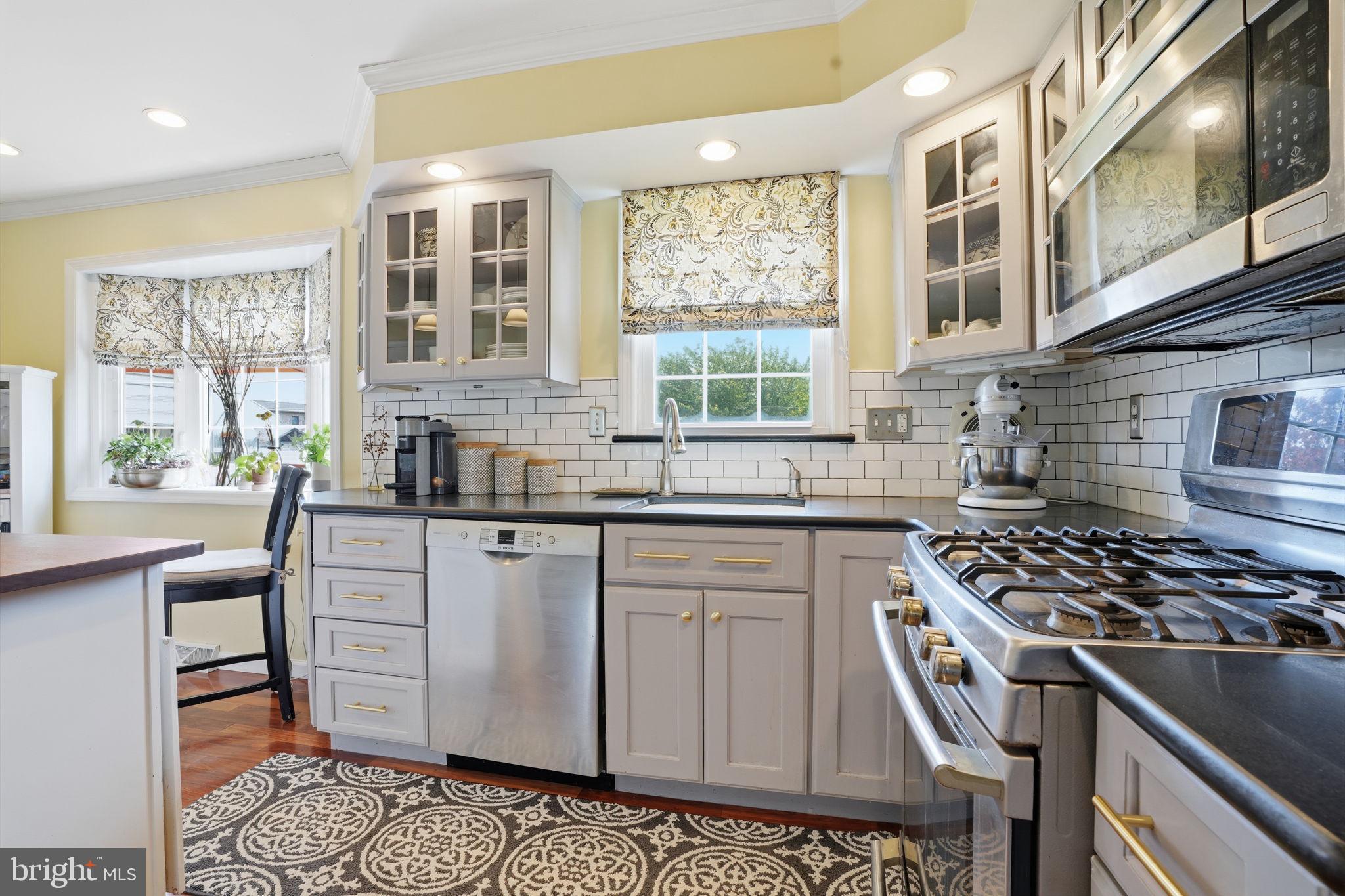 LEXINGTON PARK - Residential