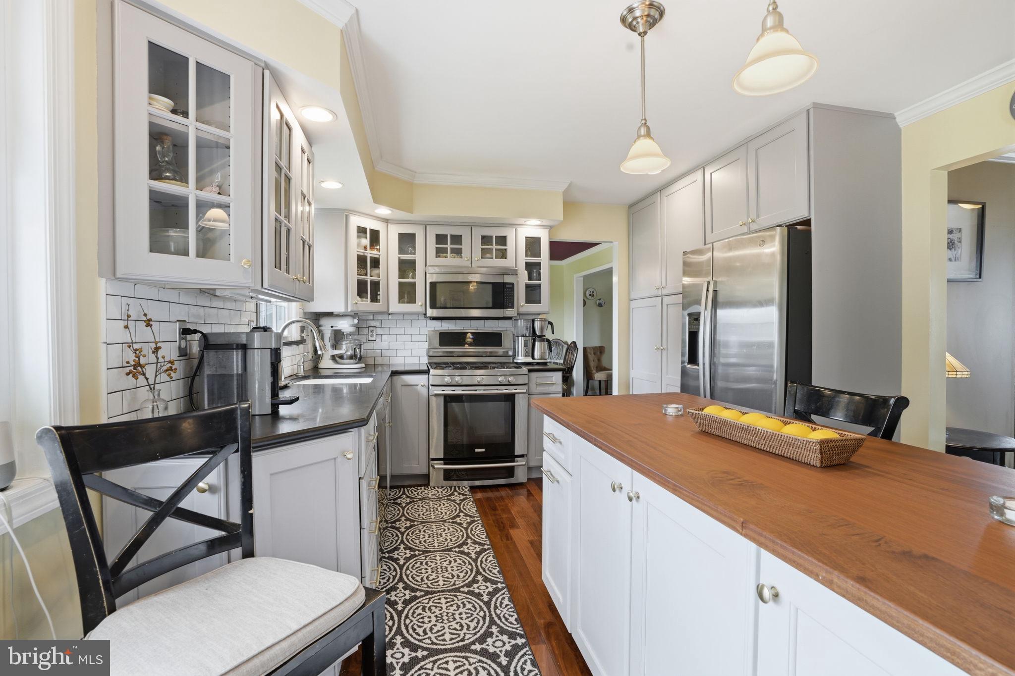 LEXINGTON PARK - Residential