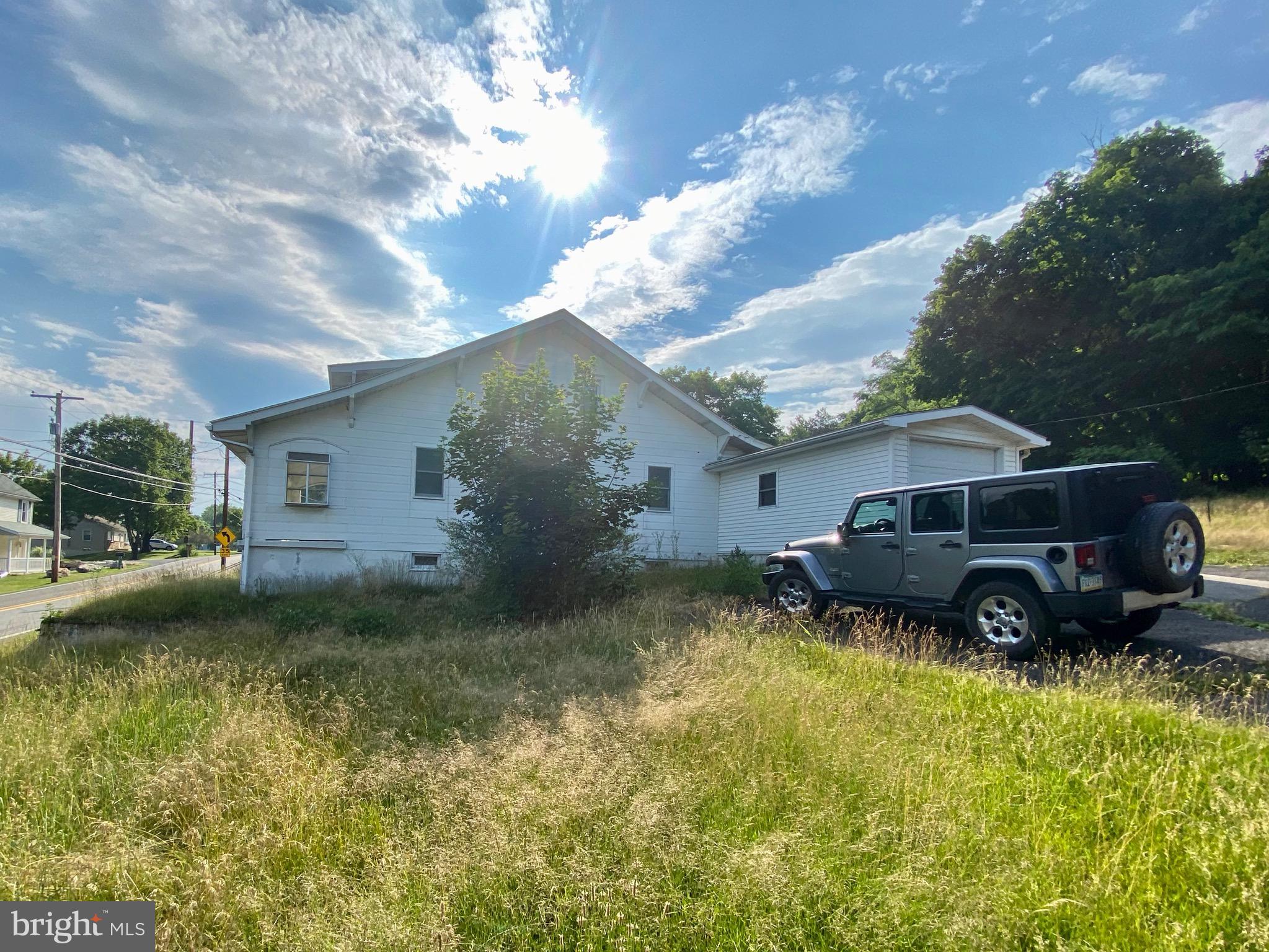PINE GROVE - Residential