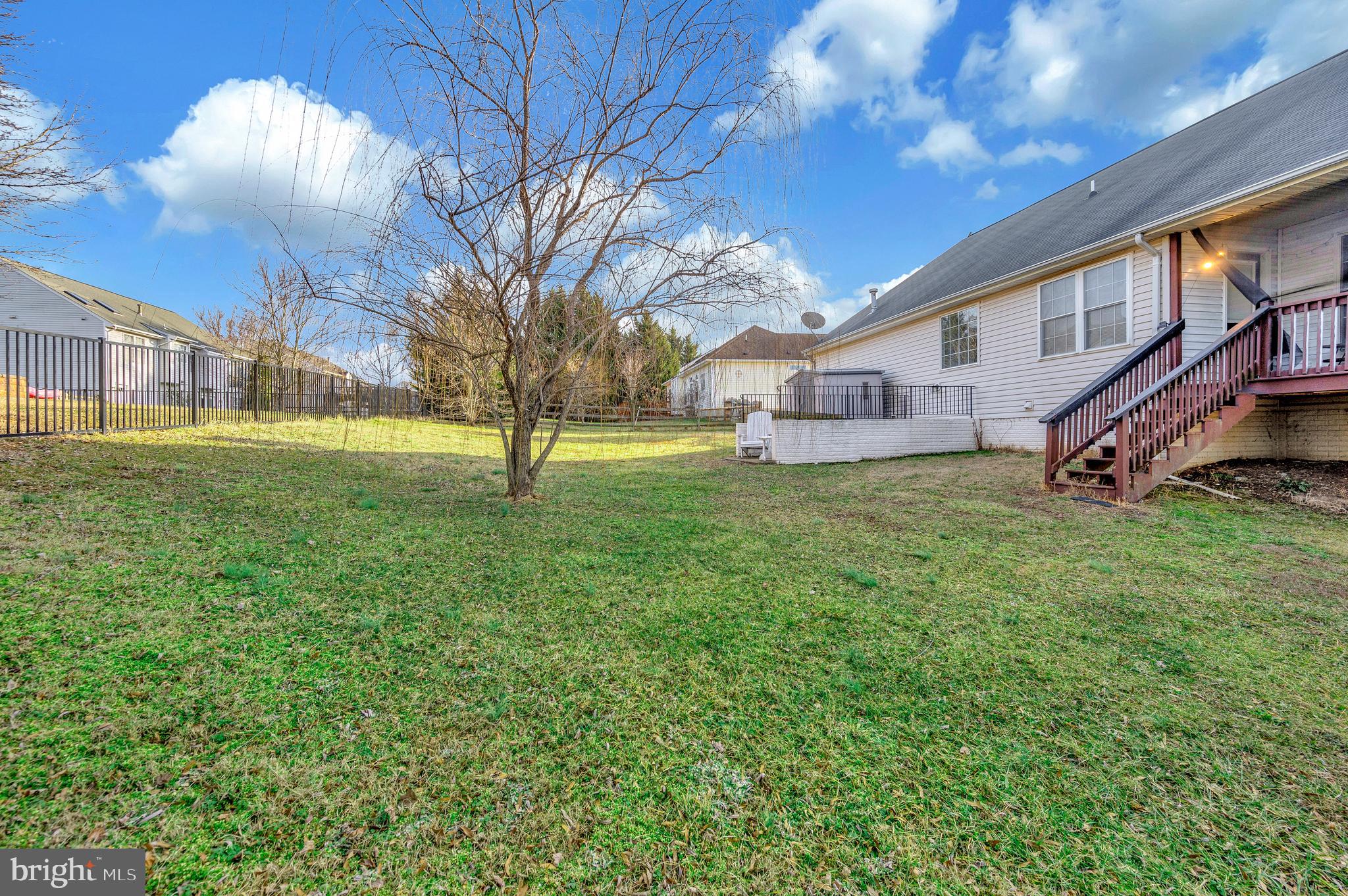 LEE'S HILL - Residential