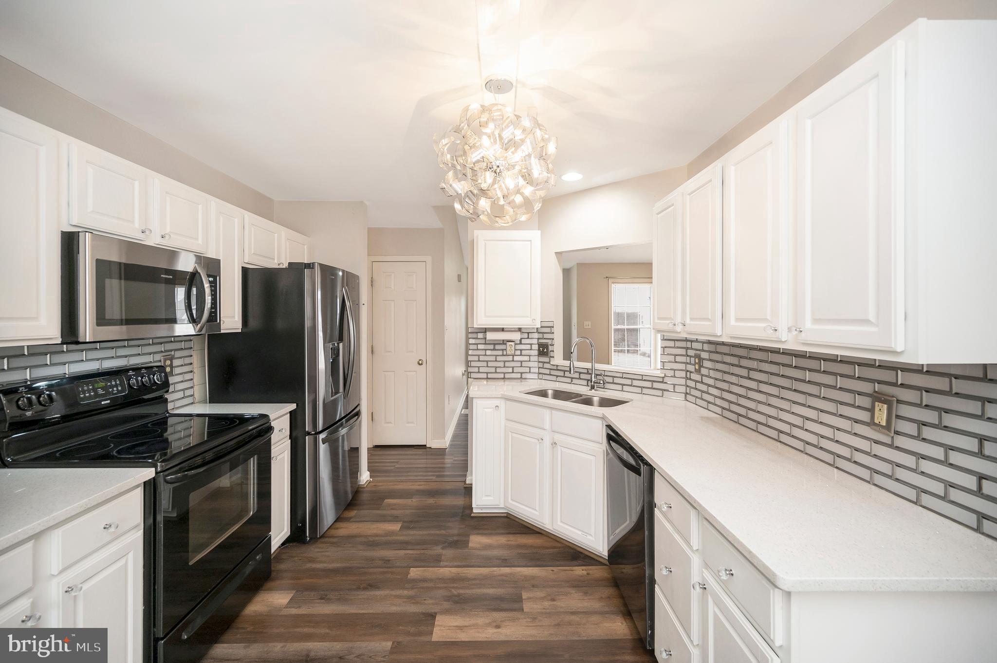 LEE'S HILL - Residential