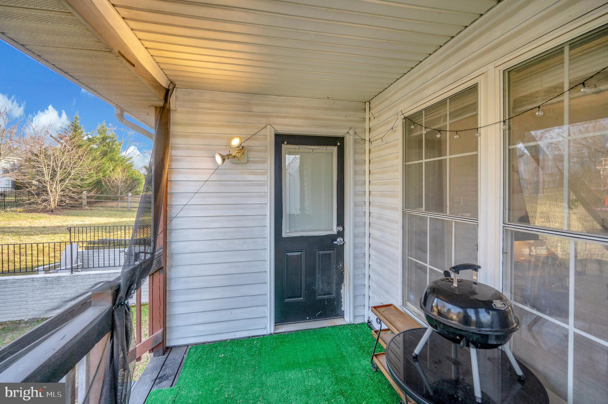 LEE'S HILL - Residential