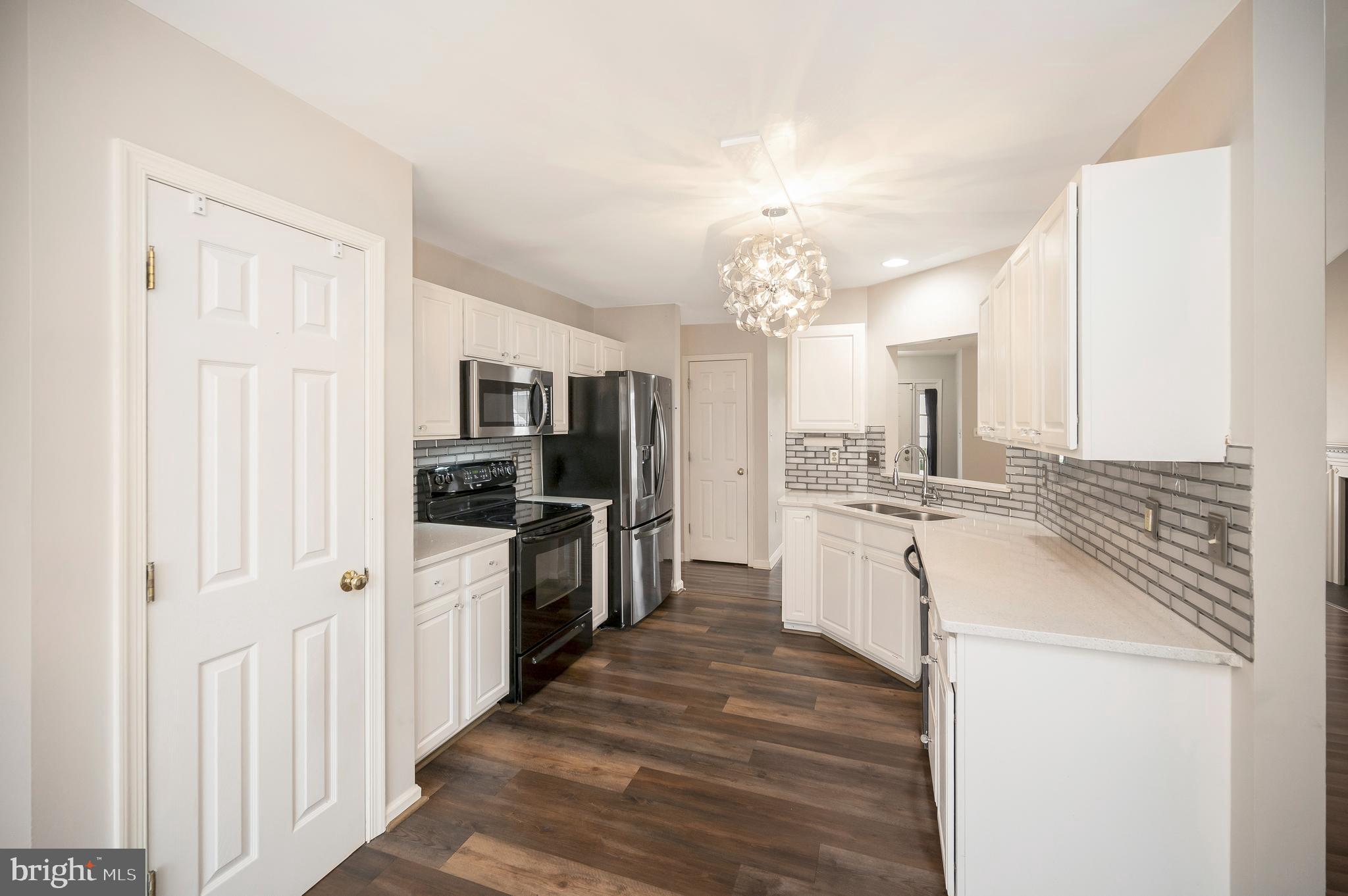 LEE'S HILL - Residential