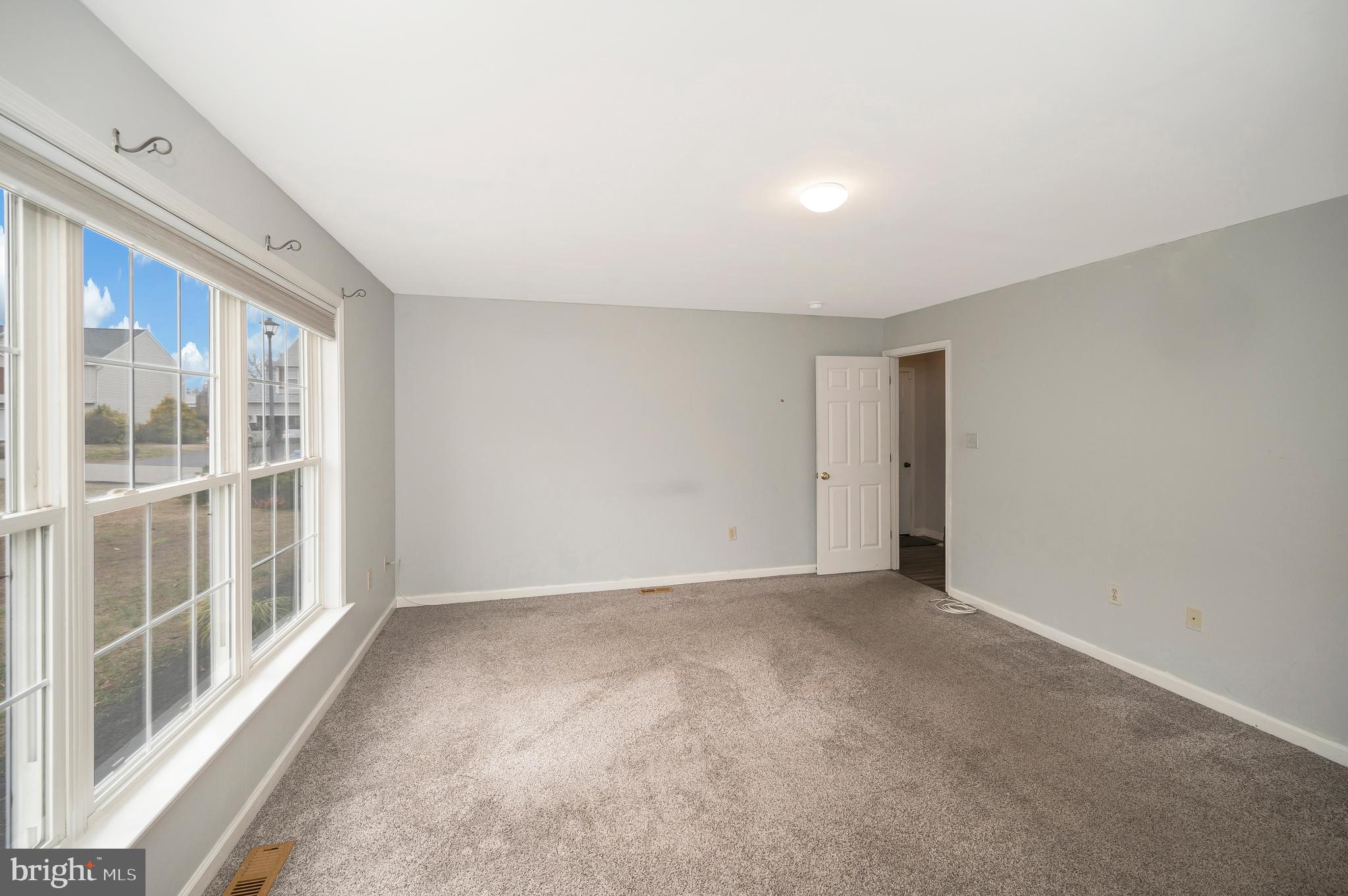 LEE'S HILL - Residential