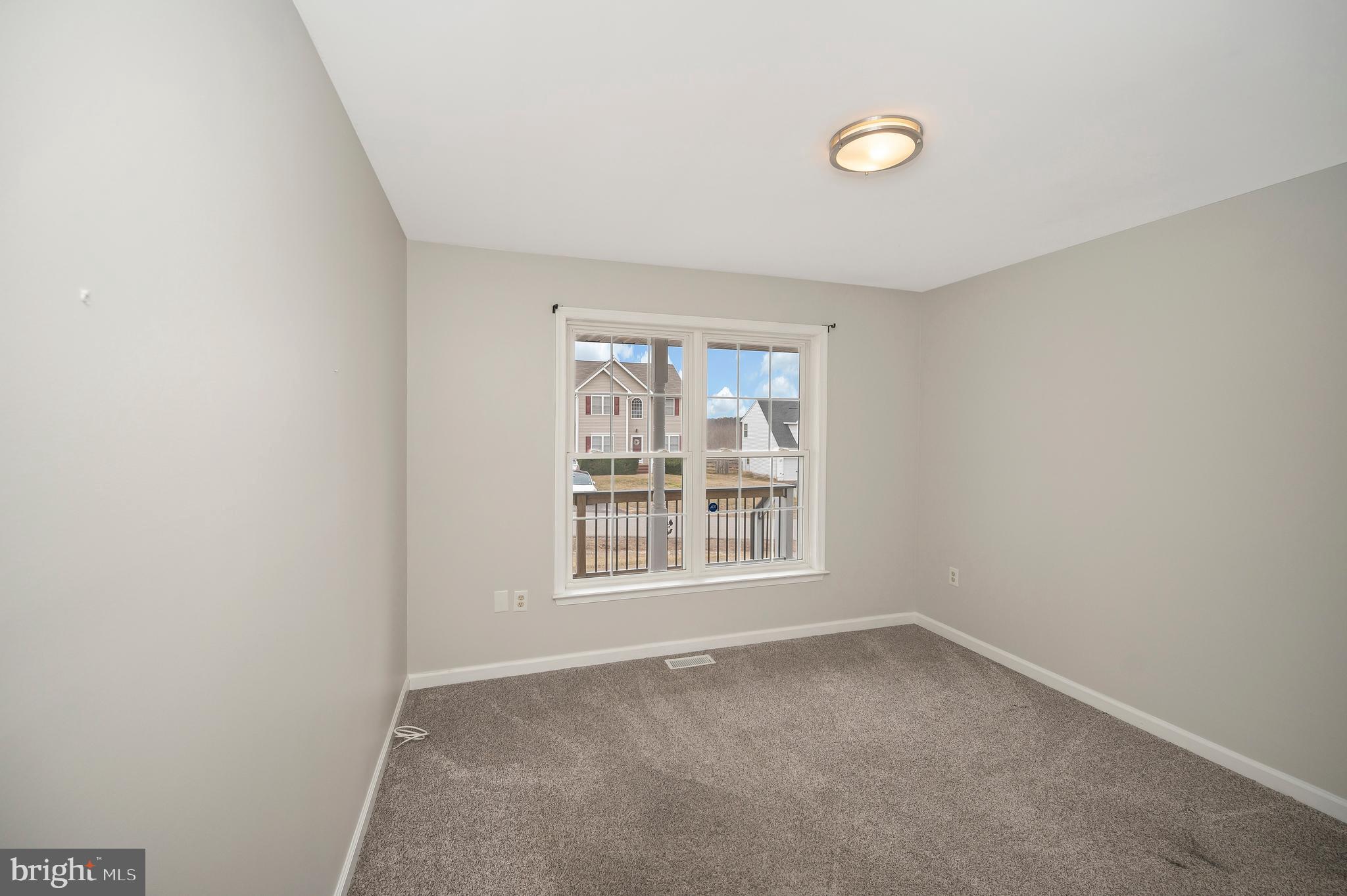 LEE'S HILL - Residential