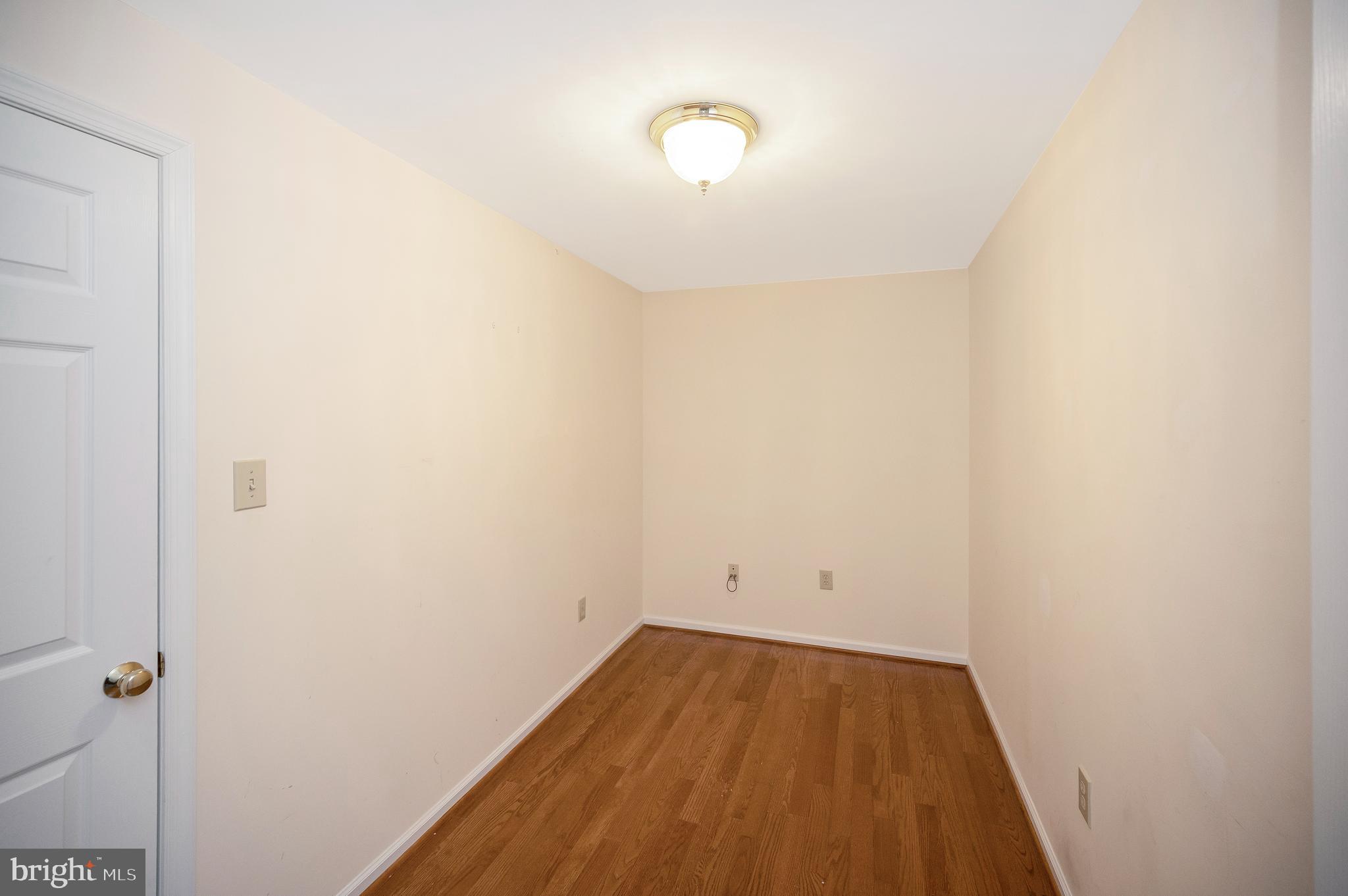 LEE'S HILL - Residential