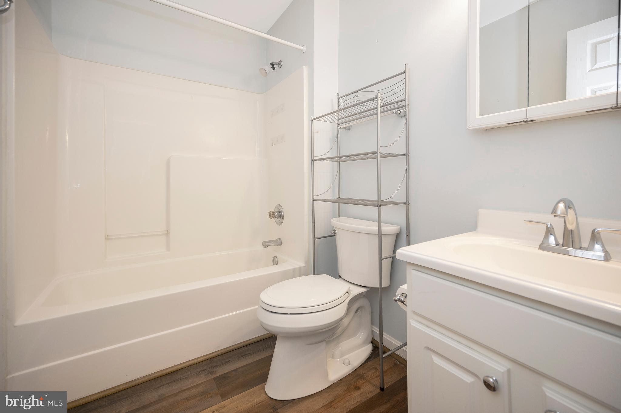 LEE'S HILL - Residential