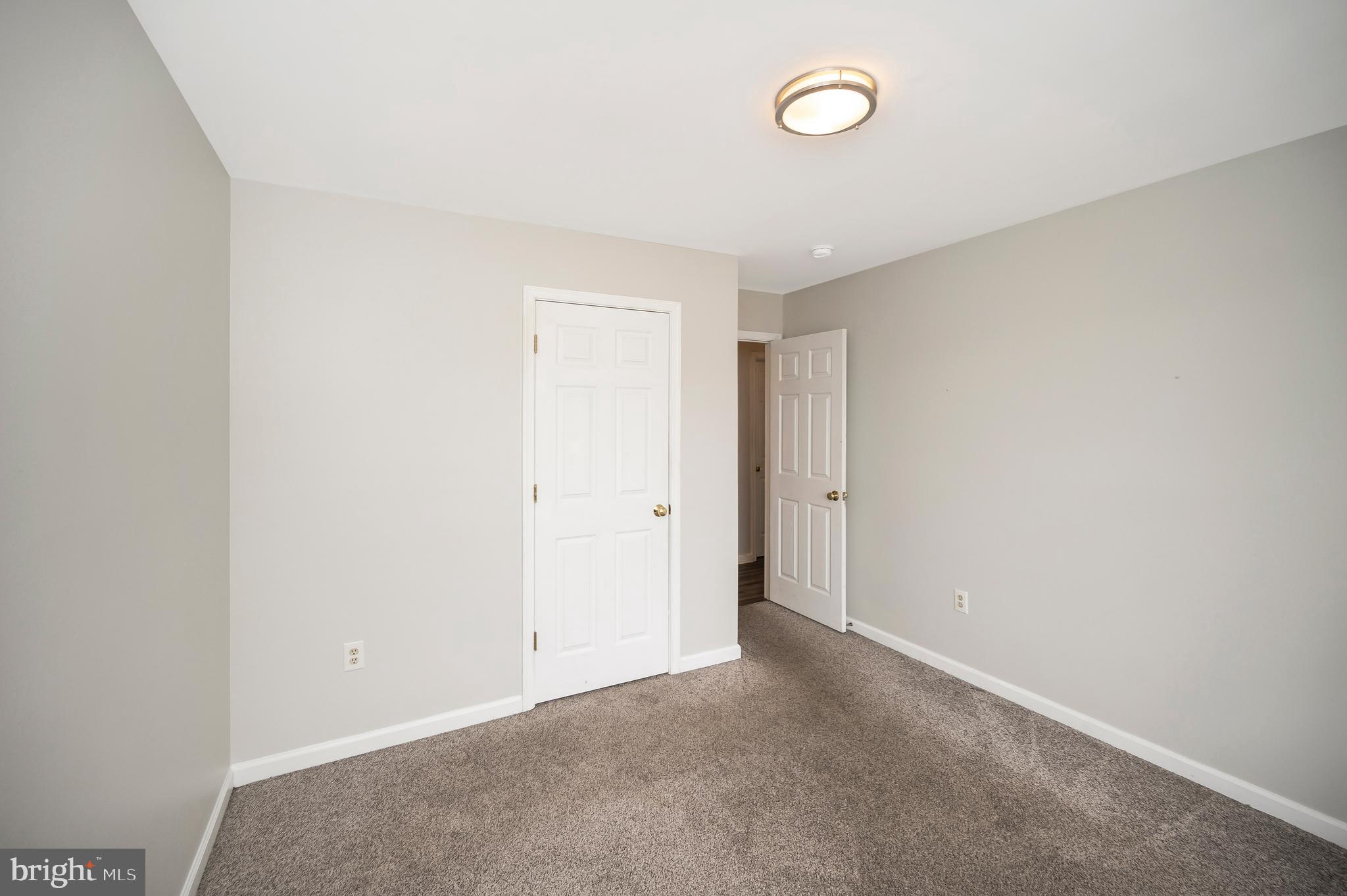 LEE'S HILL - Residential