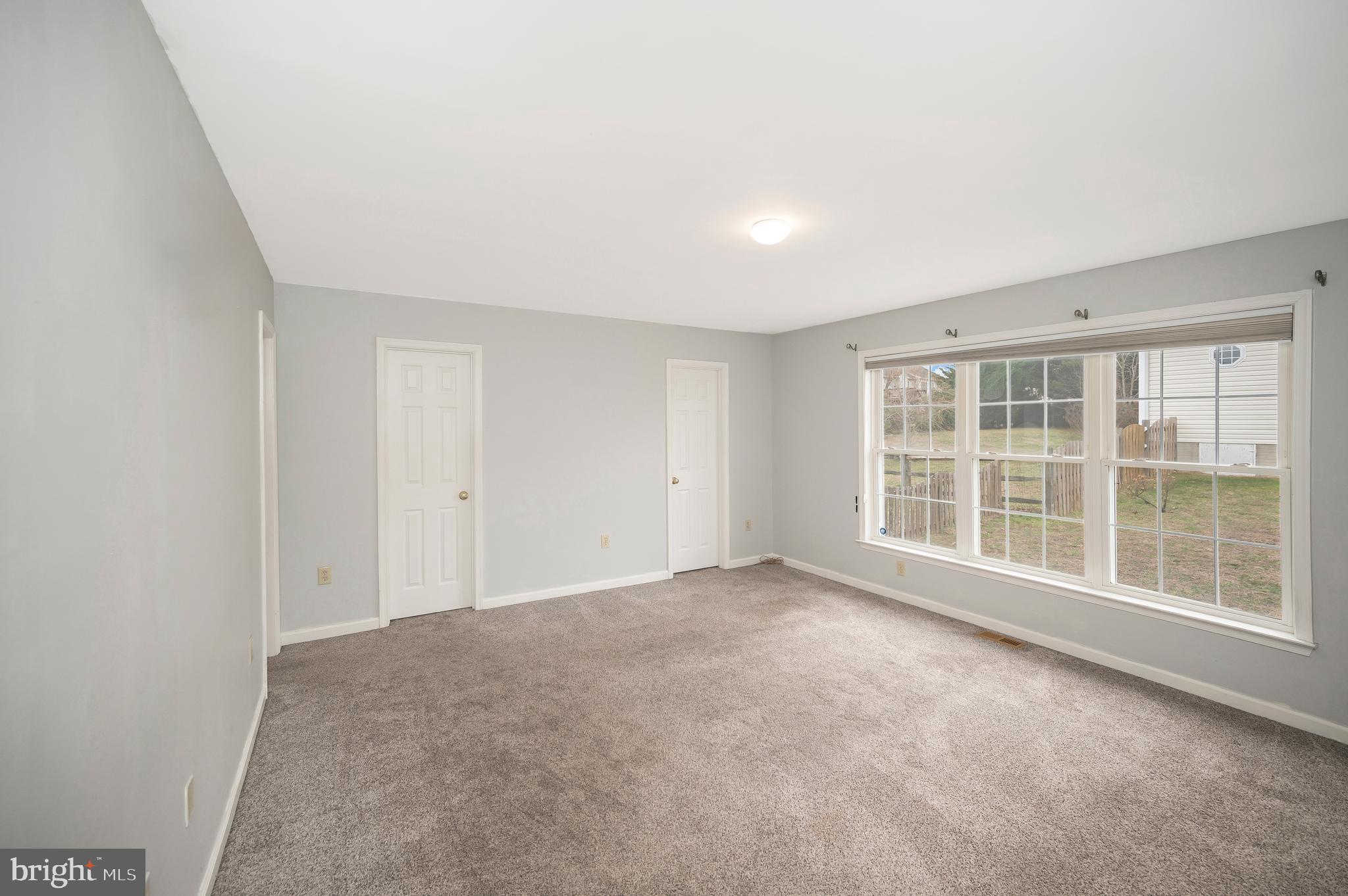 LEE'S HILL - Residential