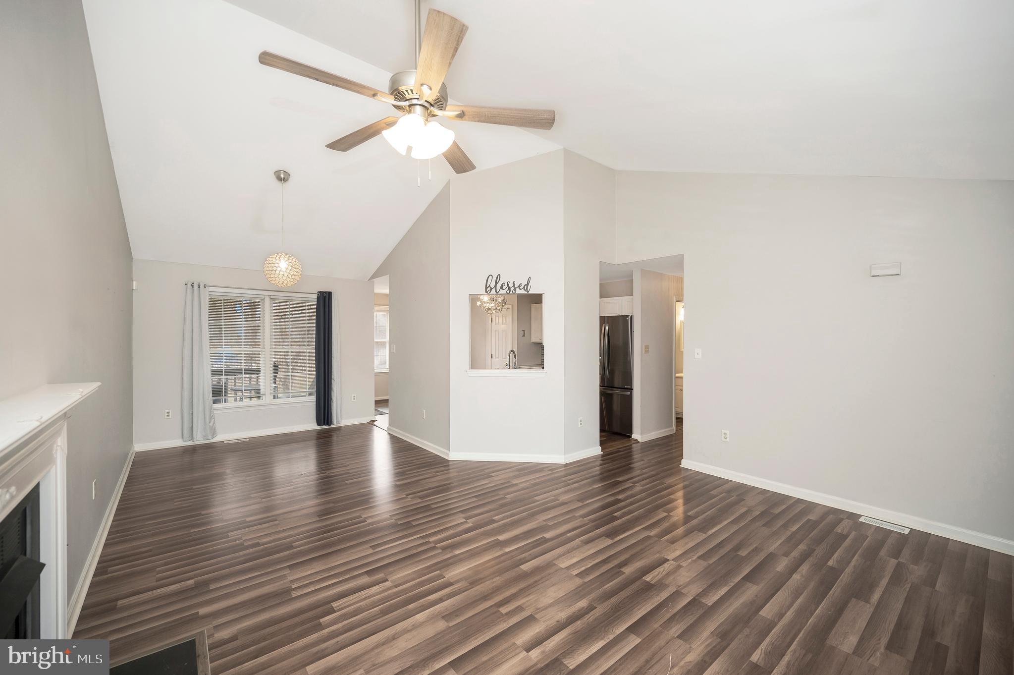 LEE'S HILL - Residential