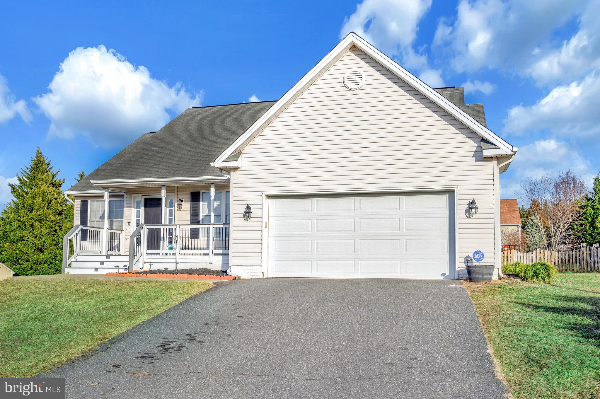 LEE'S HILL - Residential