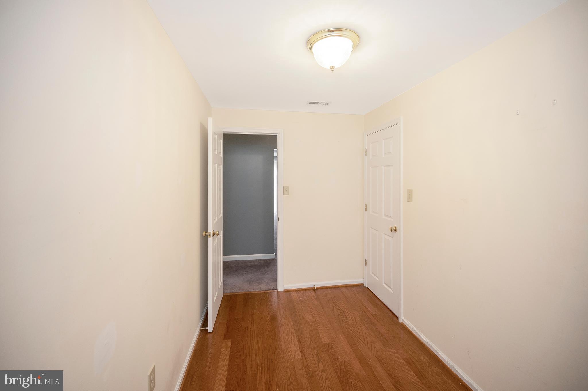 LEE'S HILL - Residential