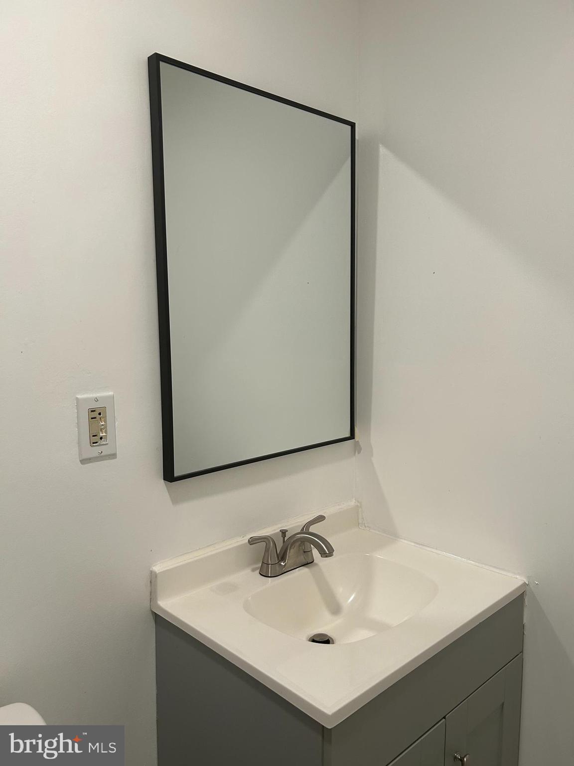 FRENCHMANS CREEK - Residential Lease