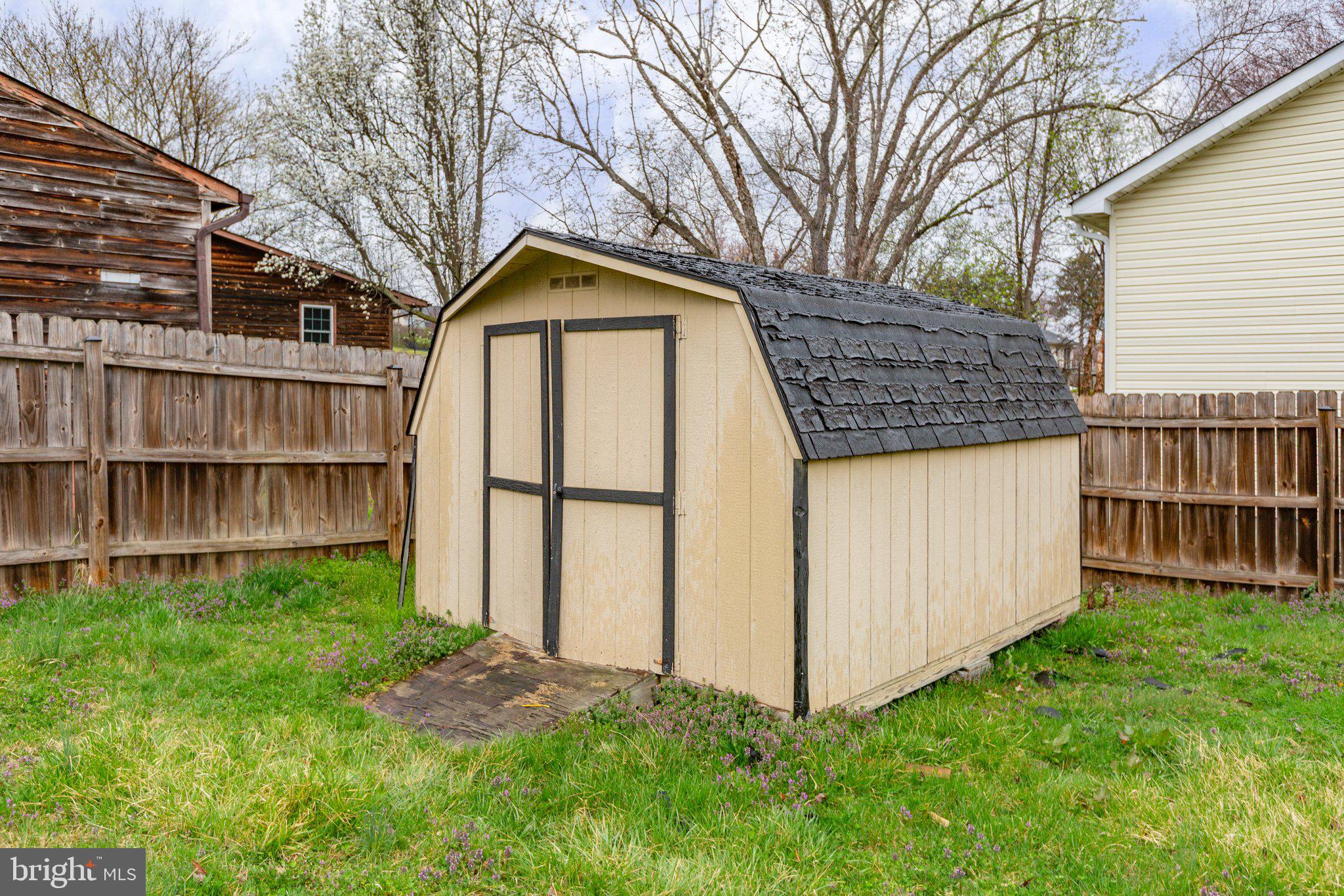 SUMMERSET - Residential