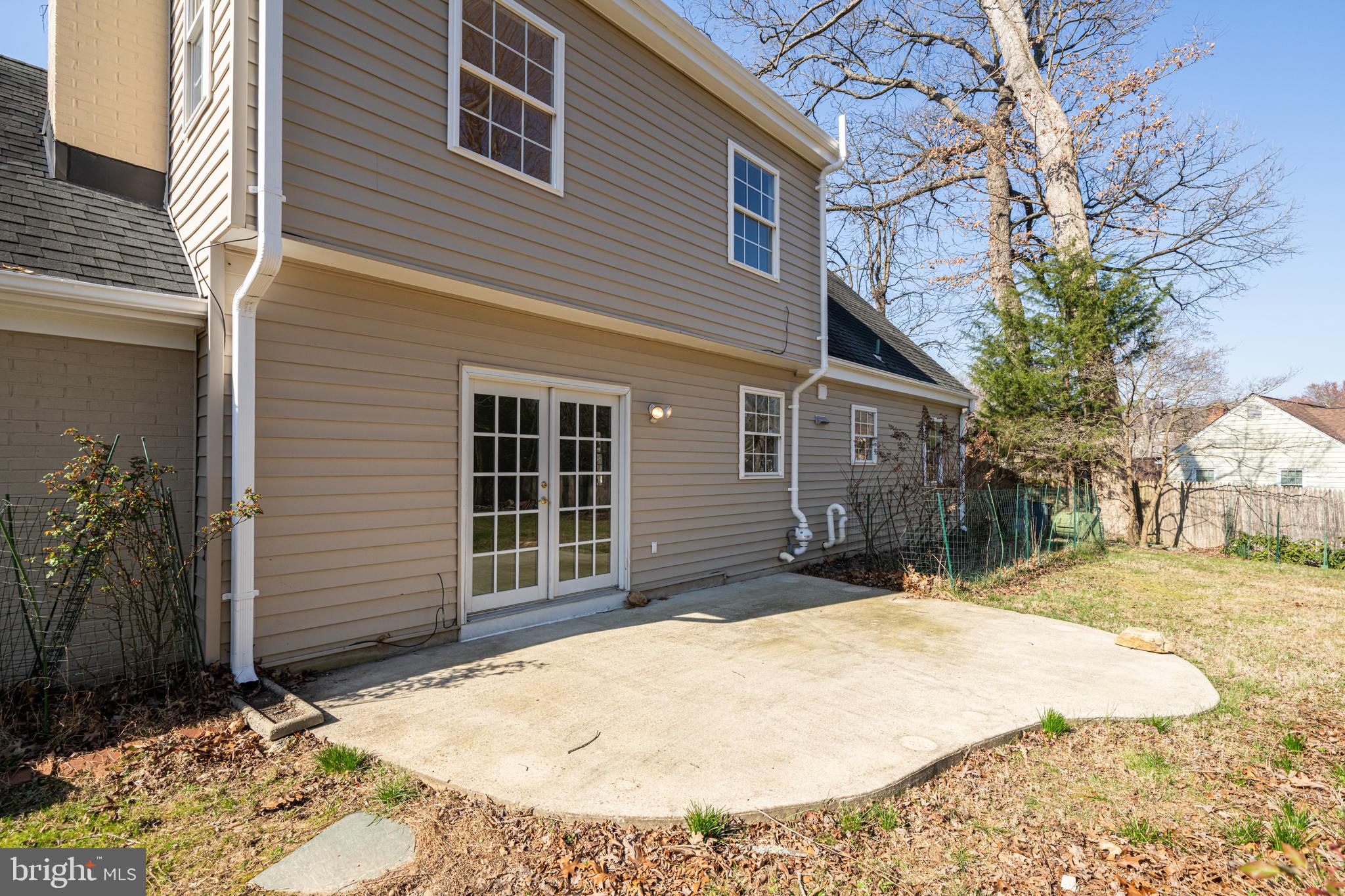 LAYHILL VIEW - Residential Lease