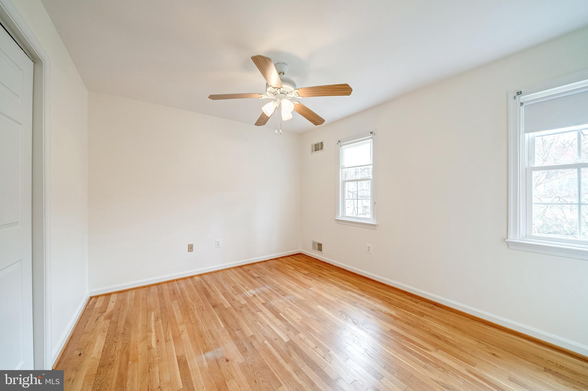 LAYHILL VIEW - Residential Lease