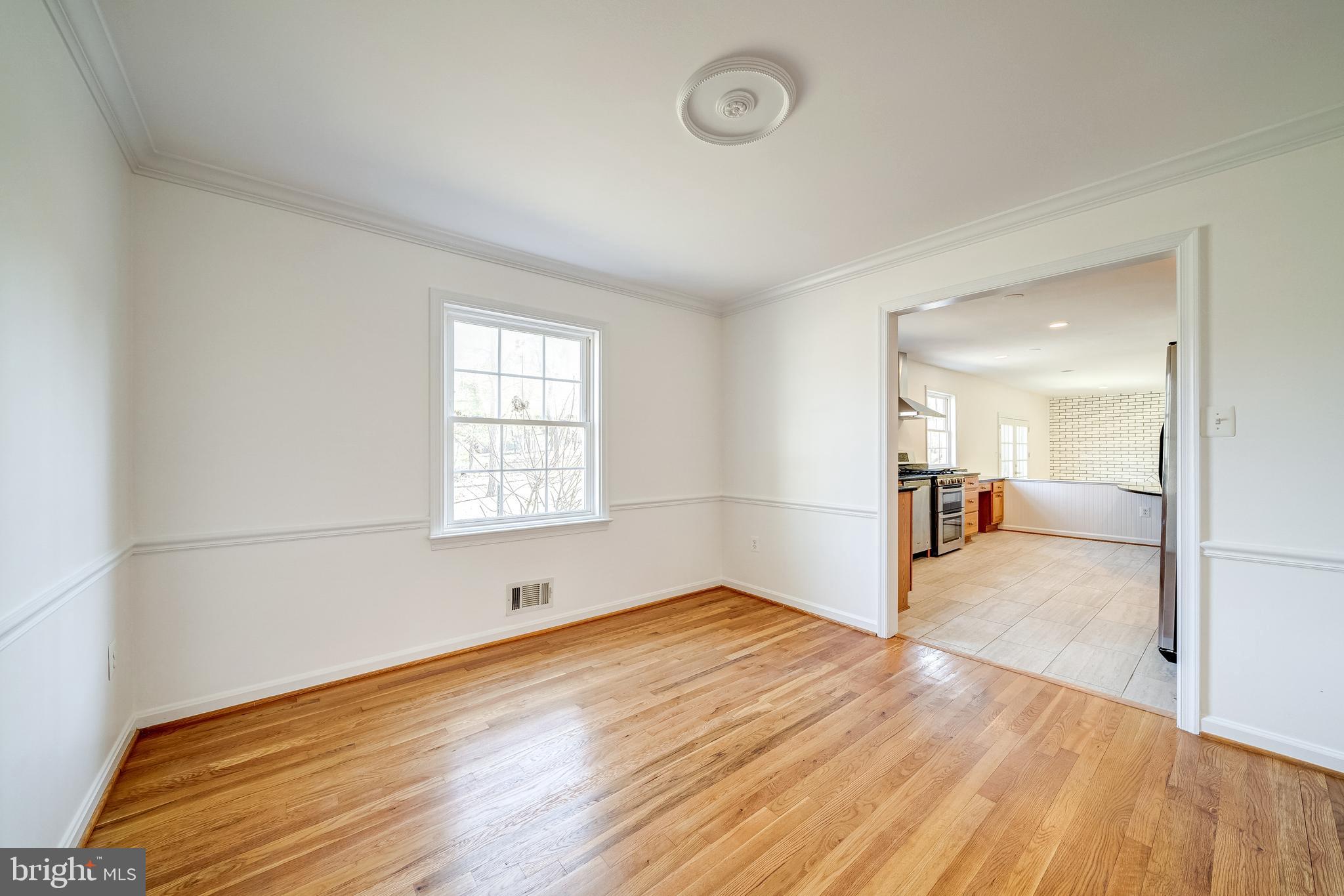 LAYHILL VIEW - Residential Lease